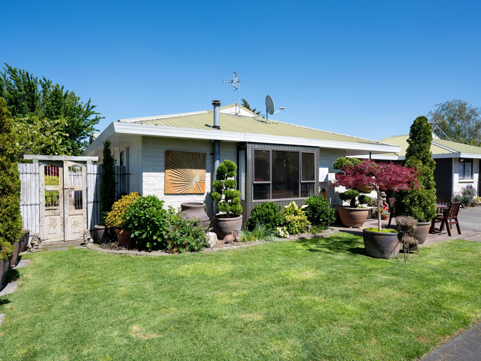 2/503 Grays Road, St Leonards