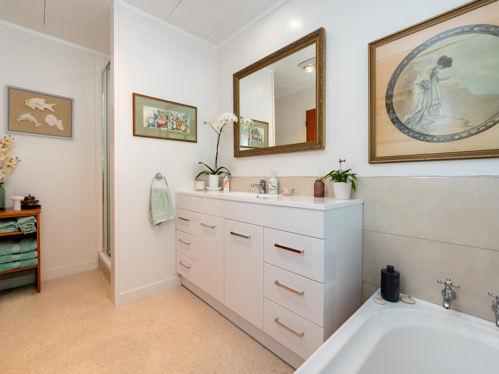 2/503 Grays Road, St Leonards