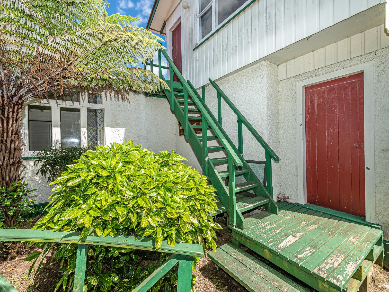 174 Anzac Parade, Whanganui East