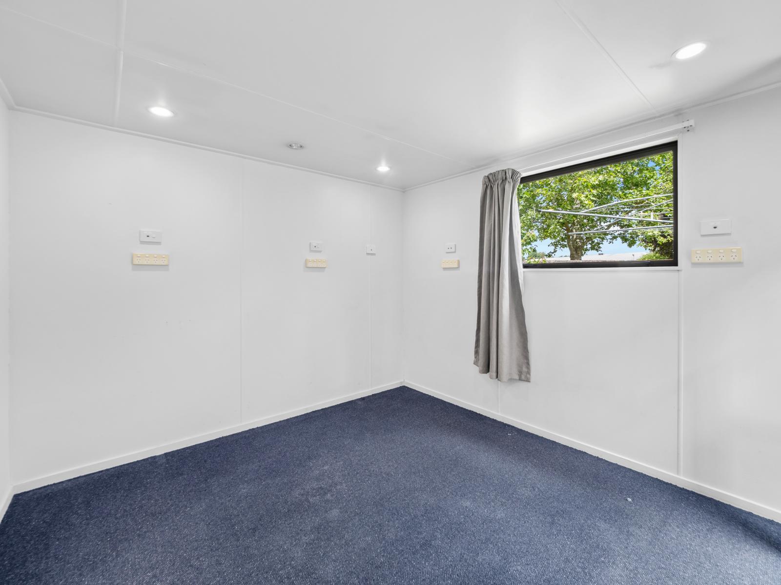 28 Pages Road, Allenton