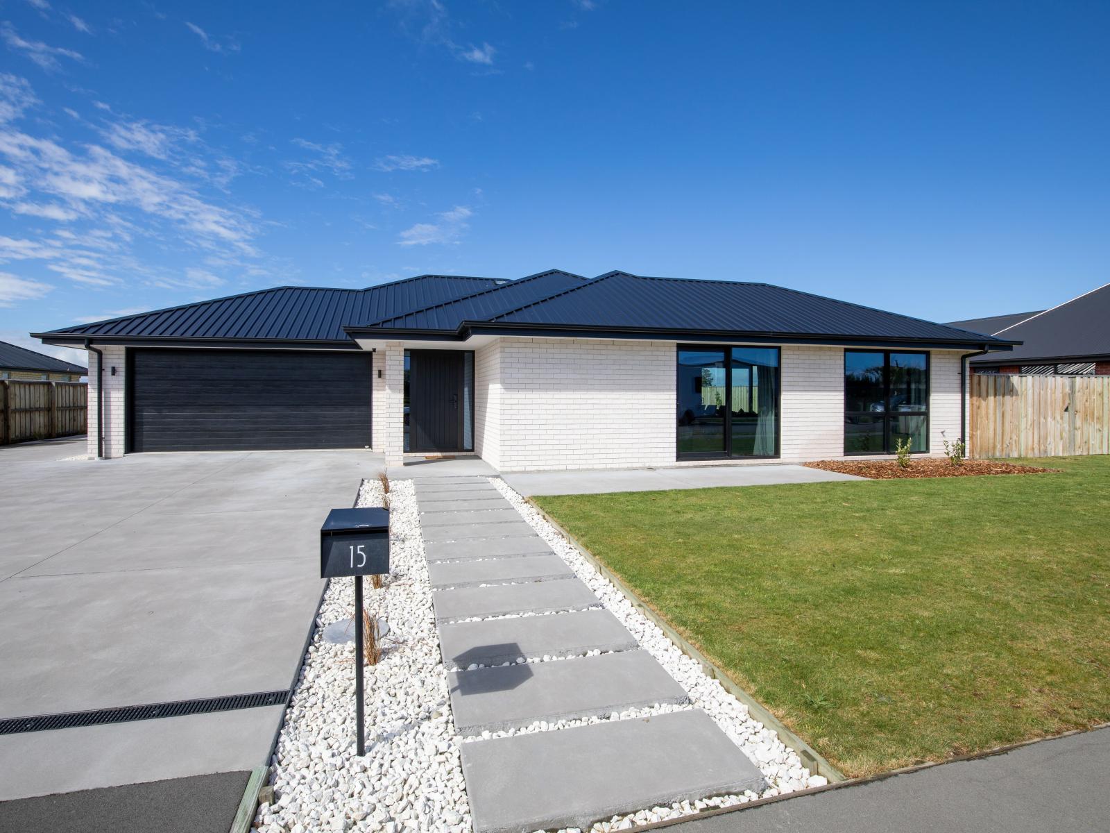 15 Kersey Avenue, Darfield
