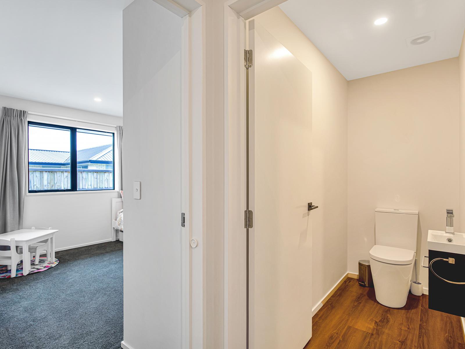 15 Kersey Avenue, Darfield