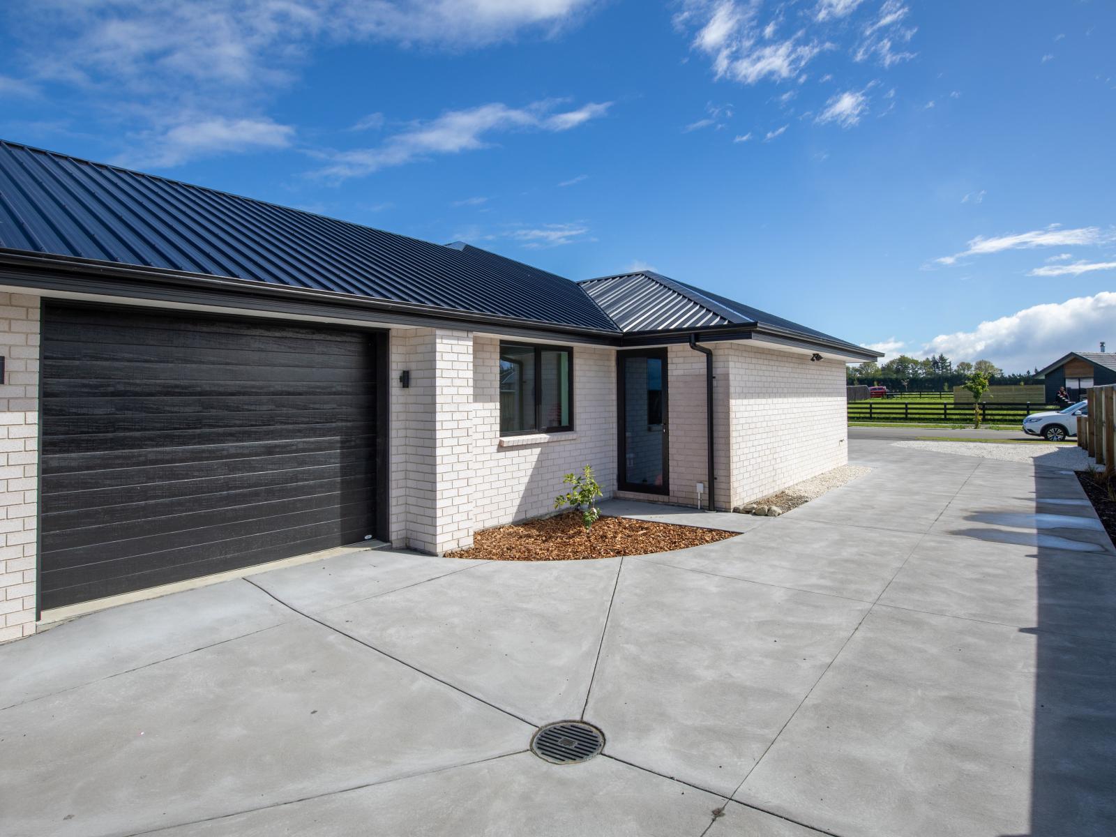 15 Kersey Avenue, Darfield