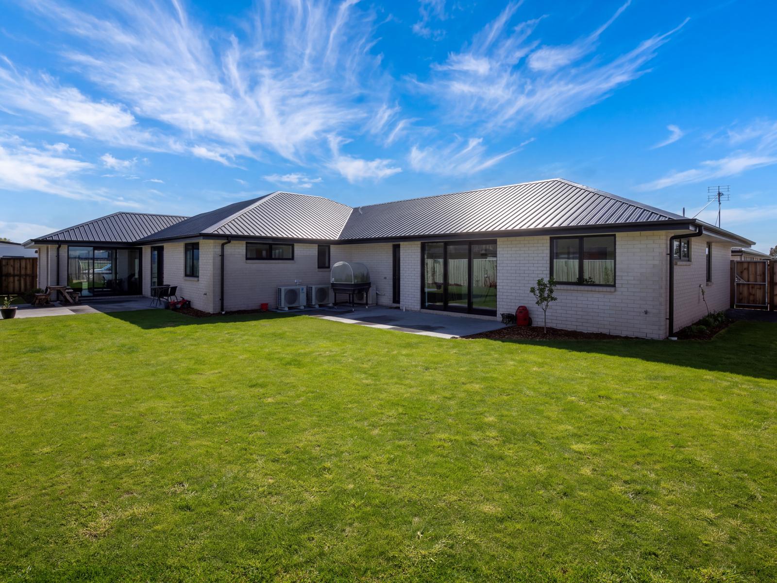 15 Kersey Avenue, Darfield