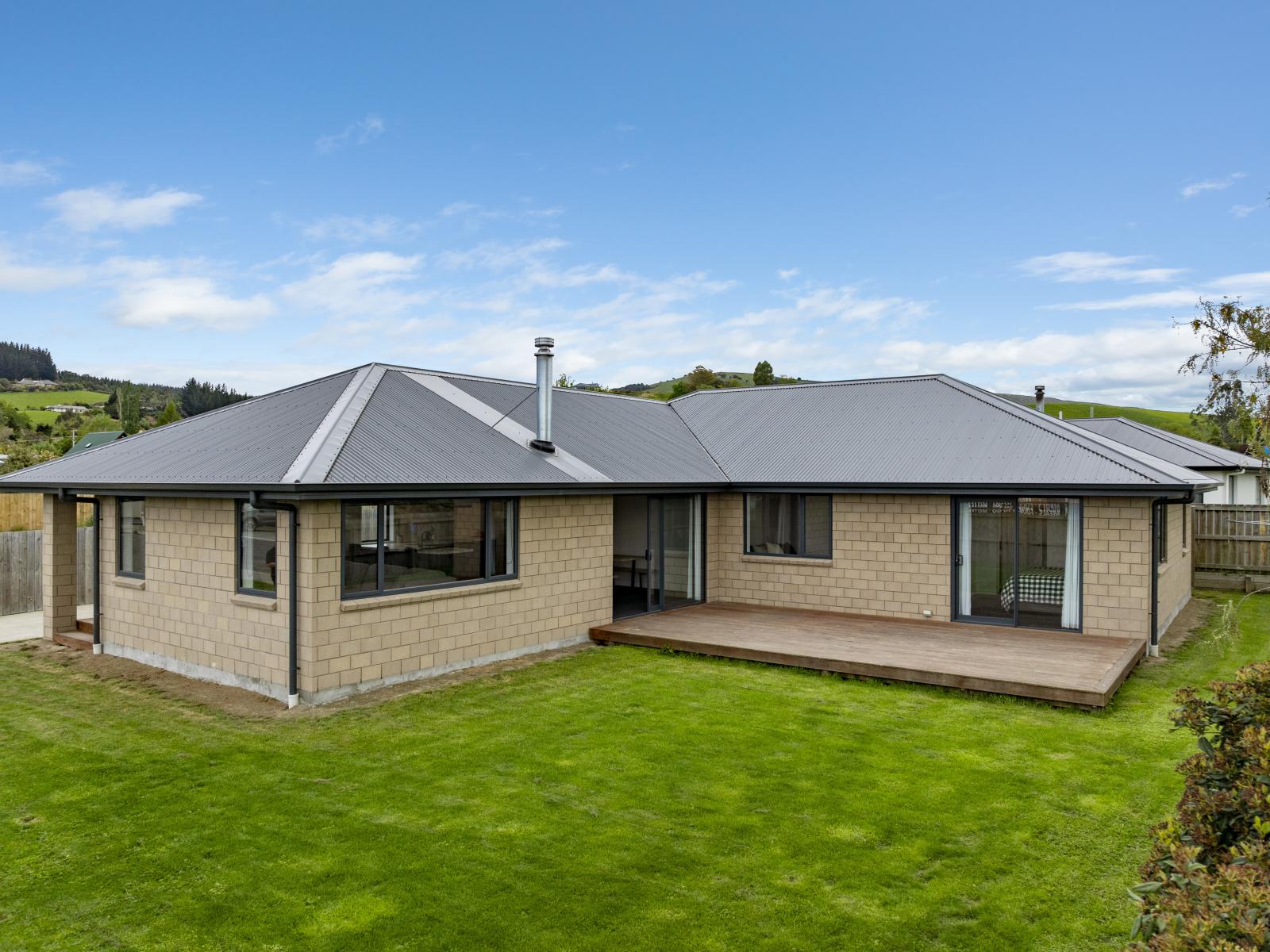 2 Margate Street, Waihola