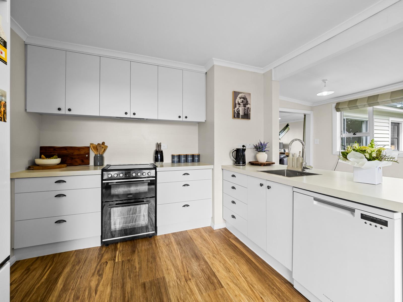 202 Fords Road, Willowby