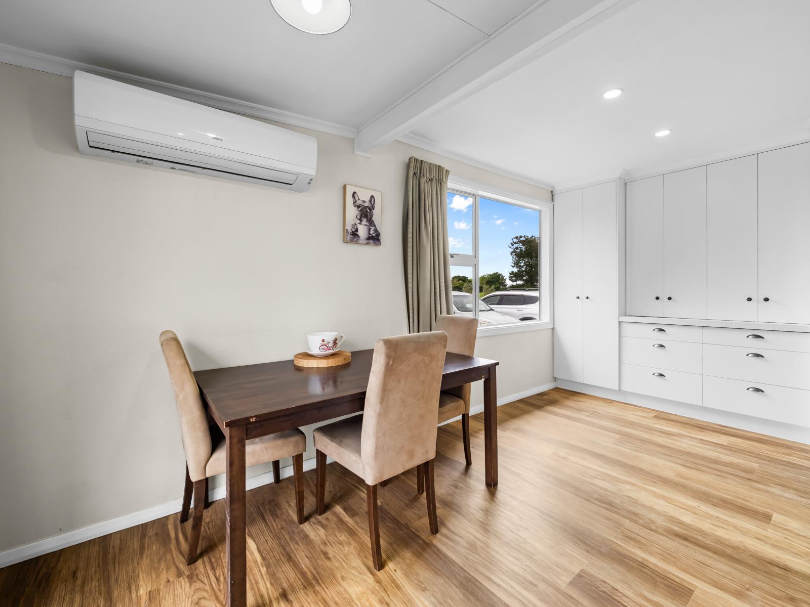 202 Fords Road, Willowby