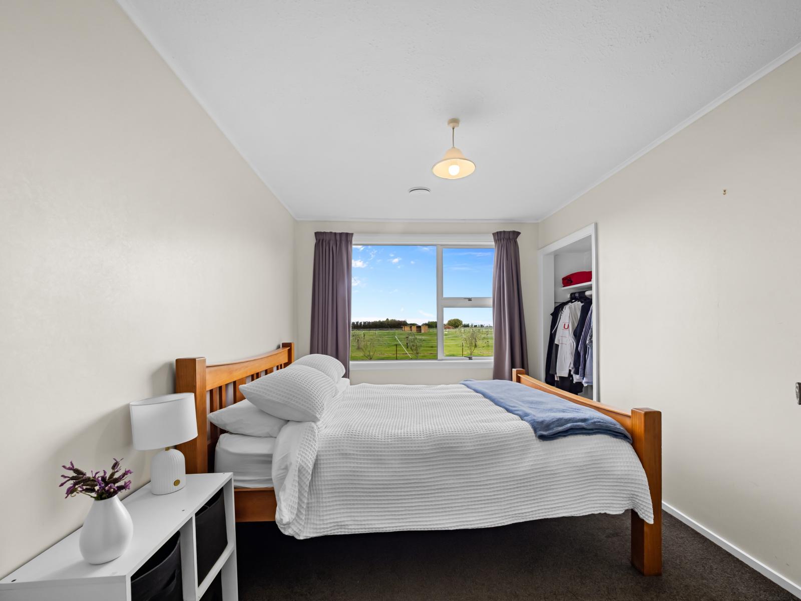 202 Fords Road, Willowby