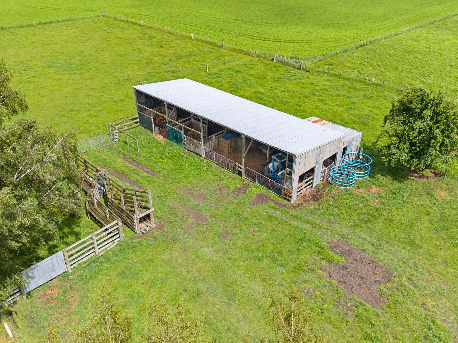 202 Fords Road, Willowby
