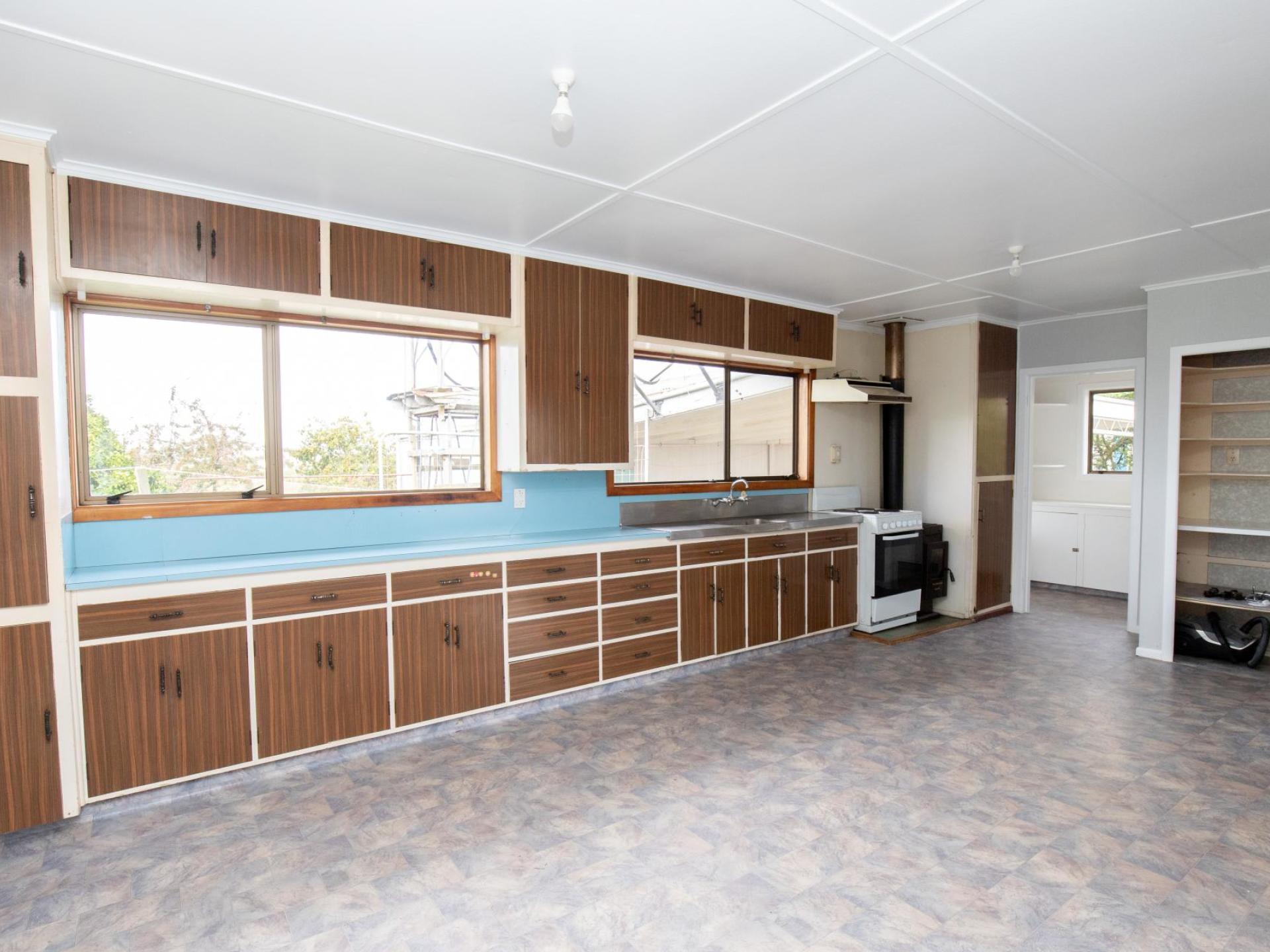 18 Orchard East Road, Ngatea