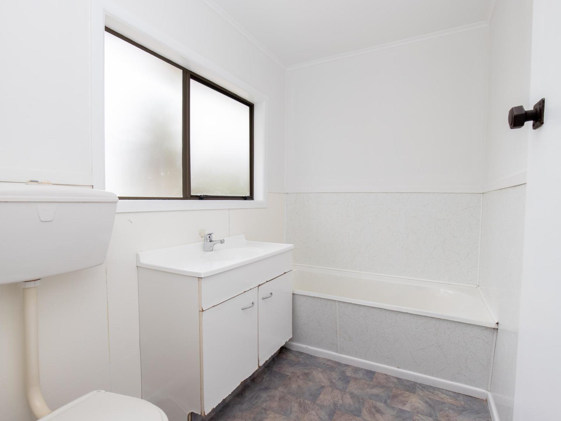 18 Orchard East Road, Ngatea