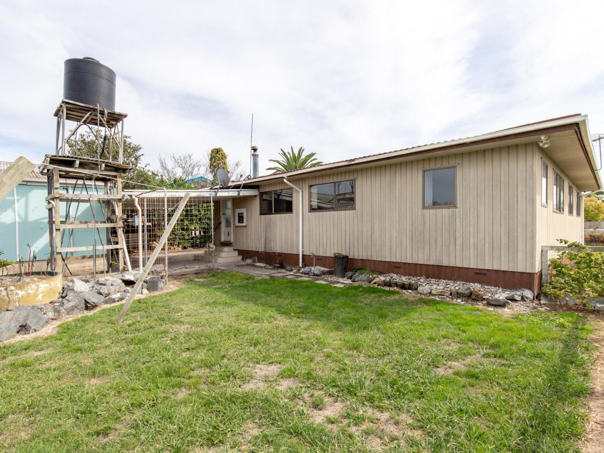18 Orchard East Road, Ngatea