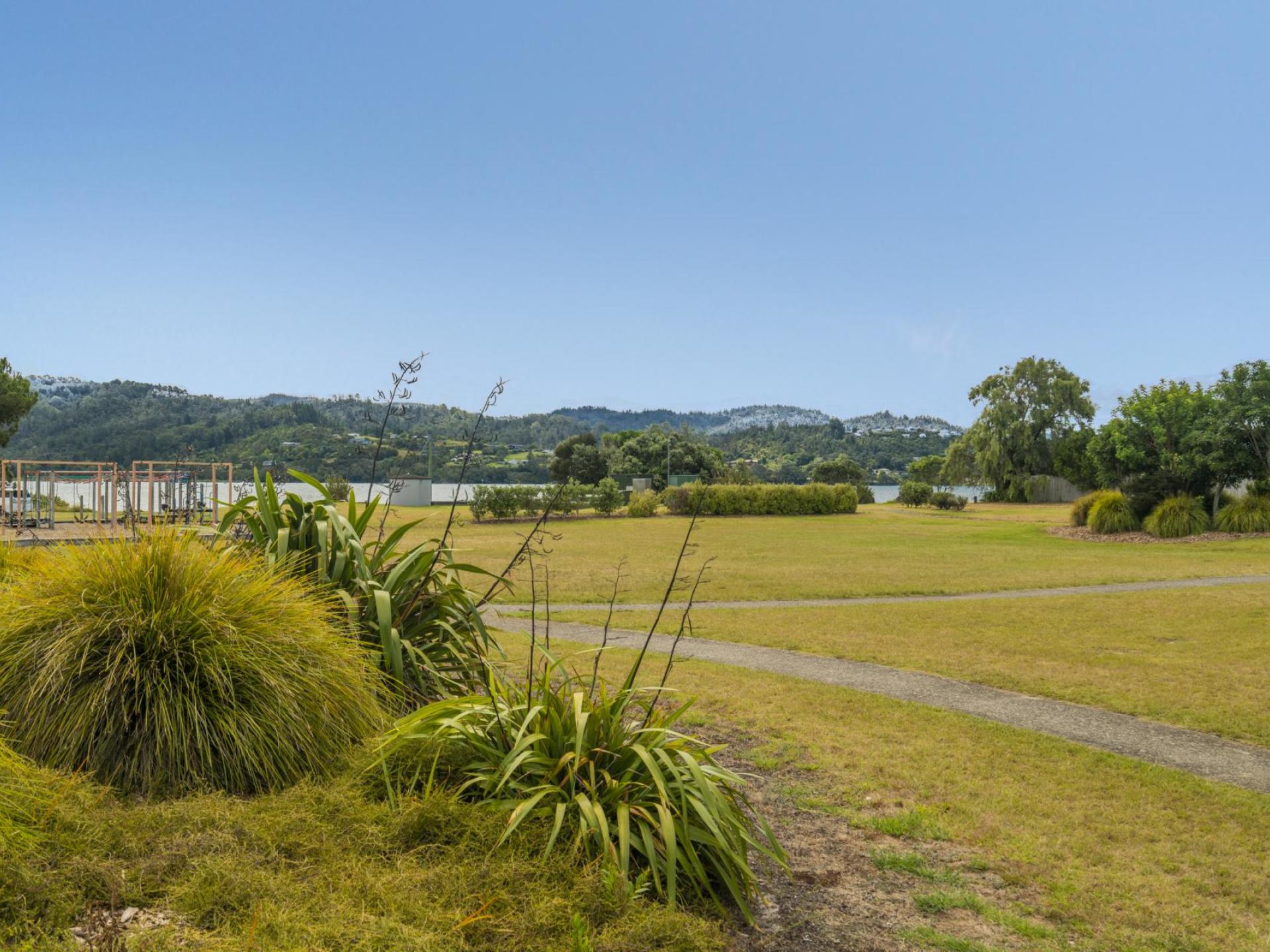 10 Ajax Head, Pauanui