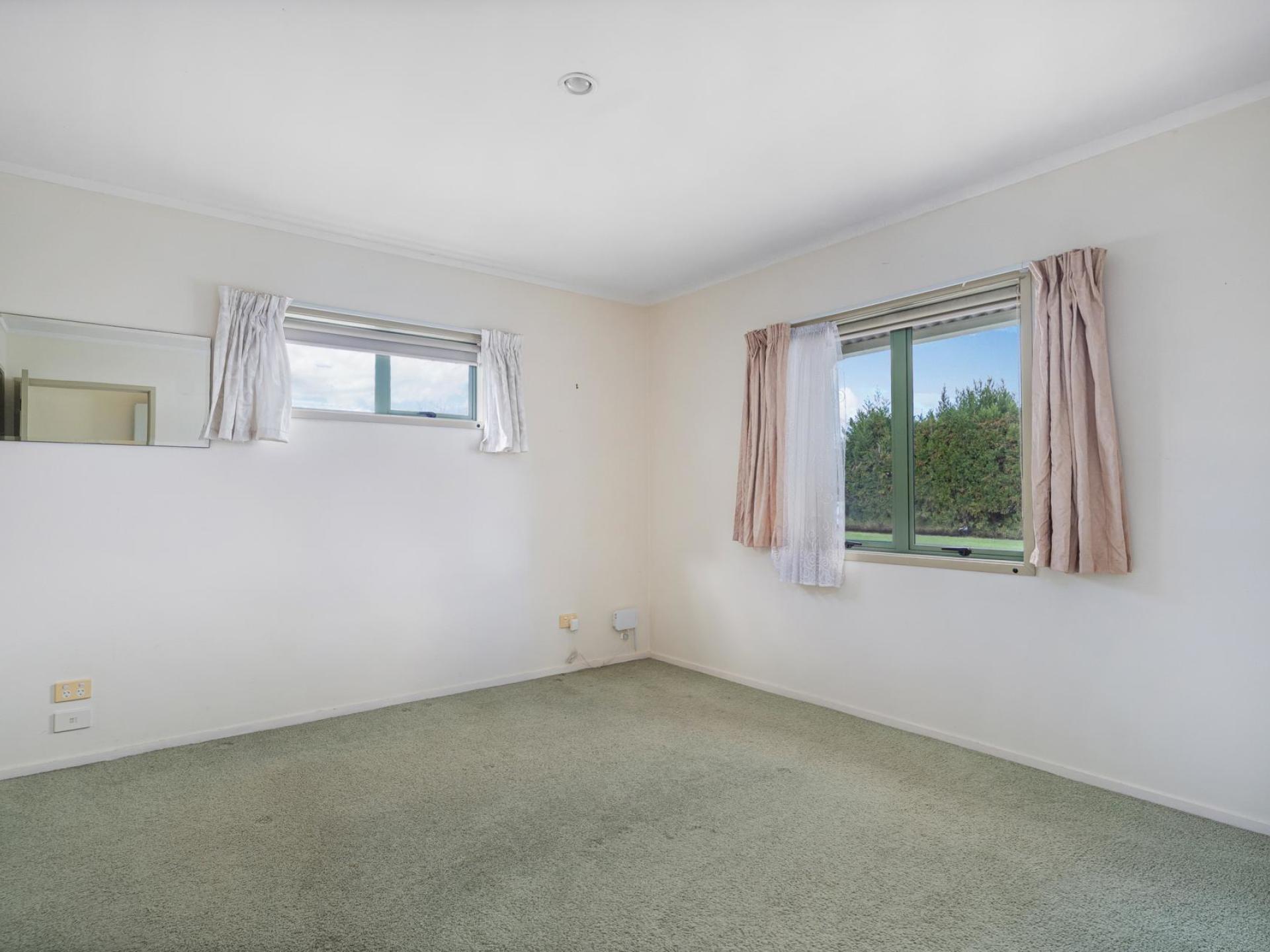 11 Cholmondeley Crescent, Whitianga