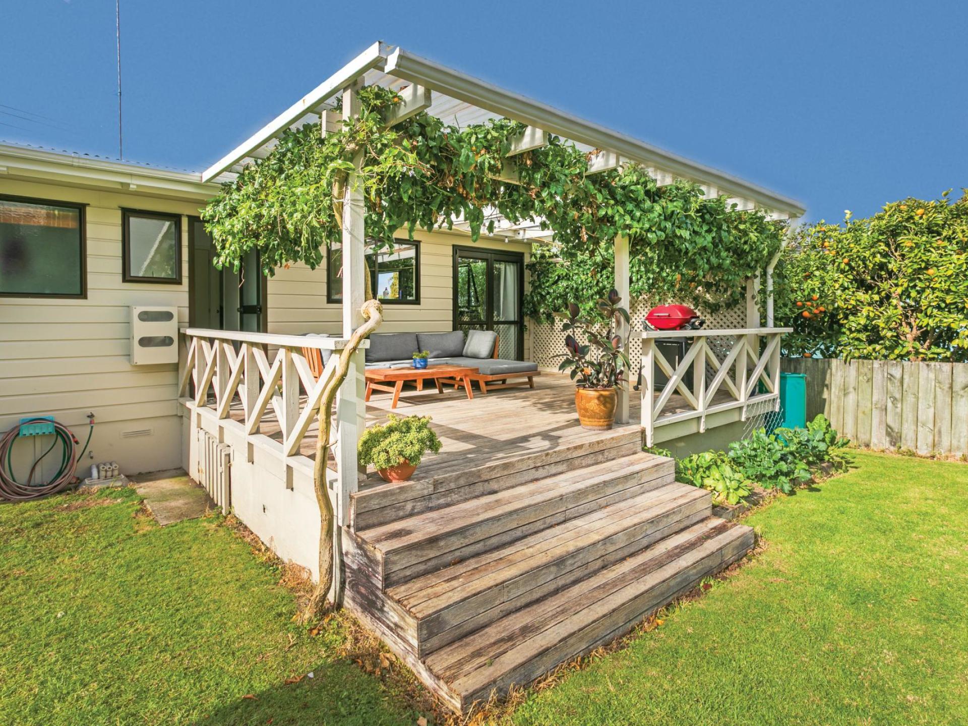 311 Main Road, Tairua