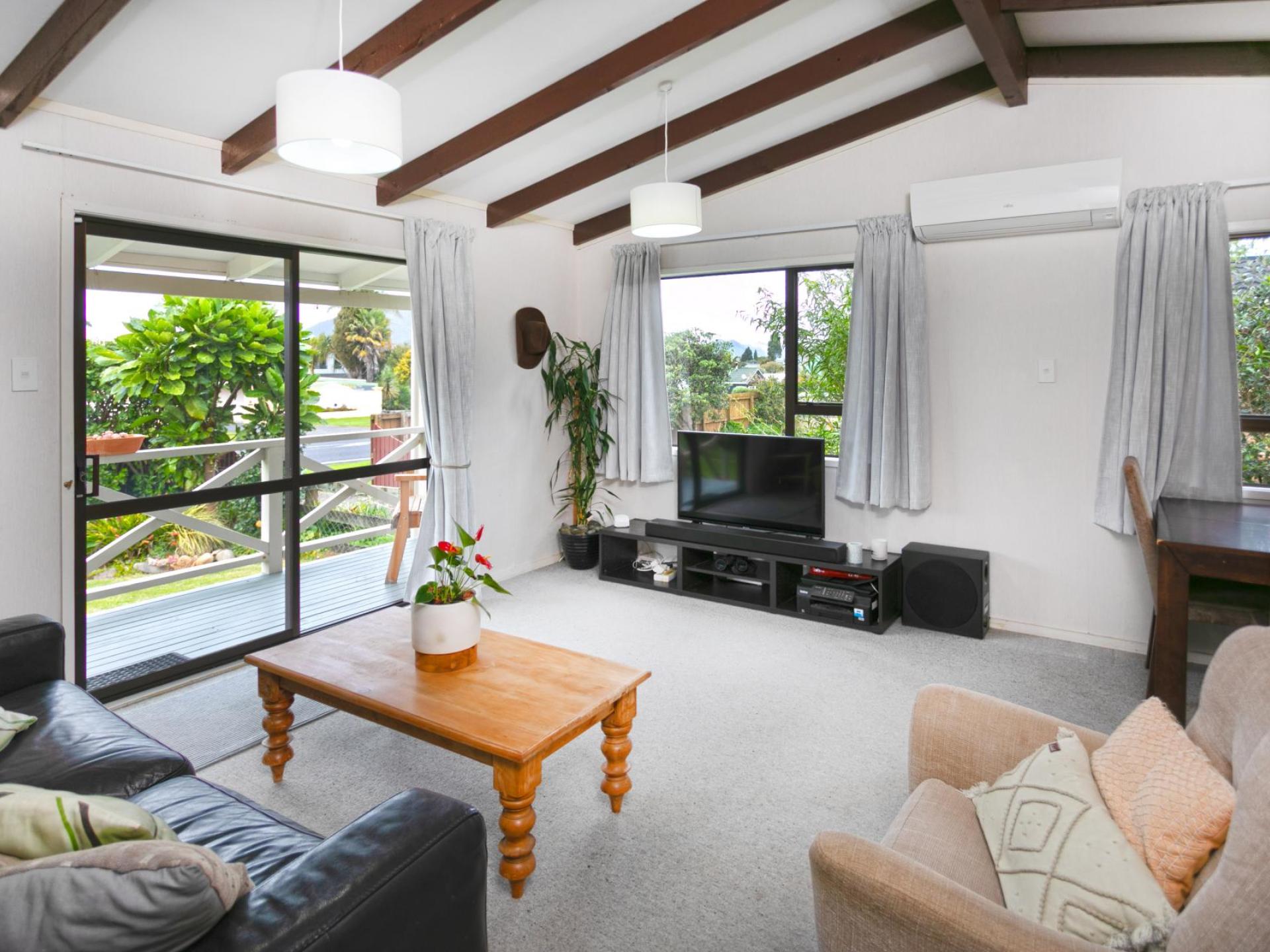 311 Main Road, Tairua