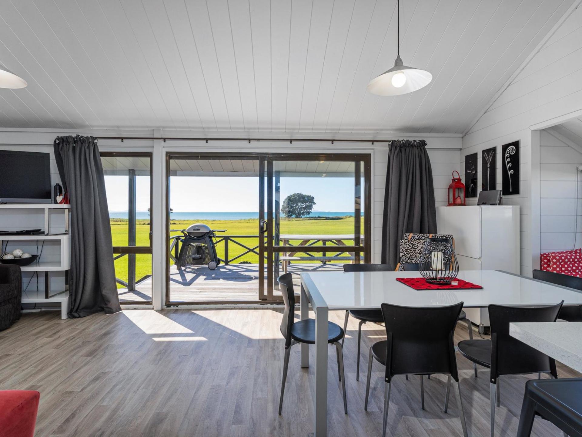 114 Totara Place, Matarangi