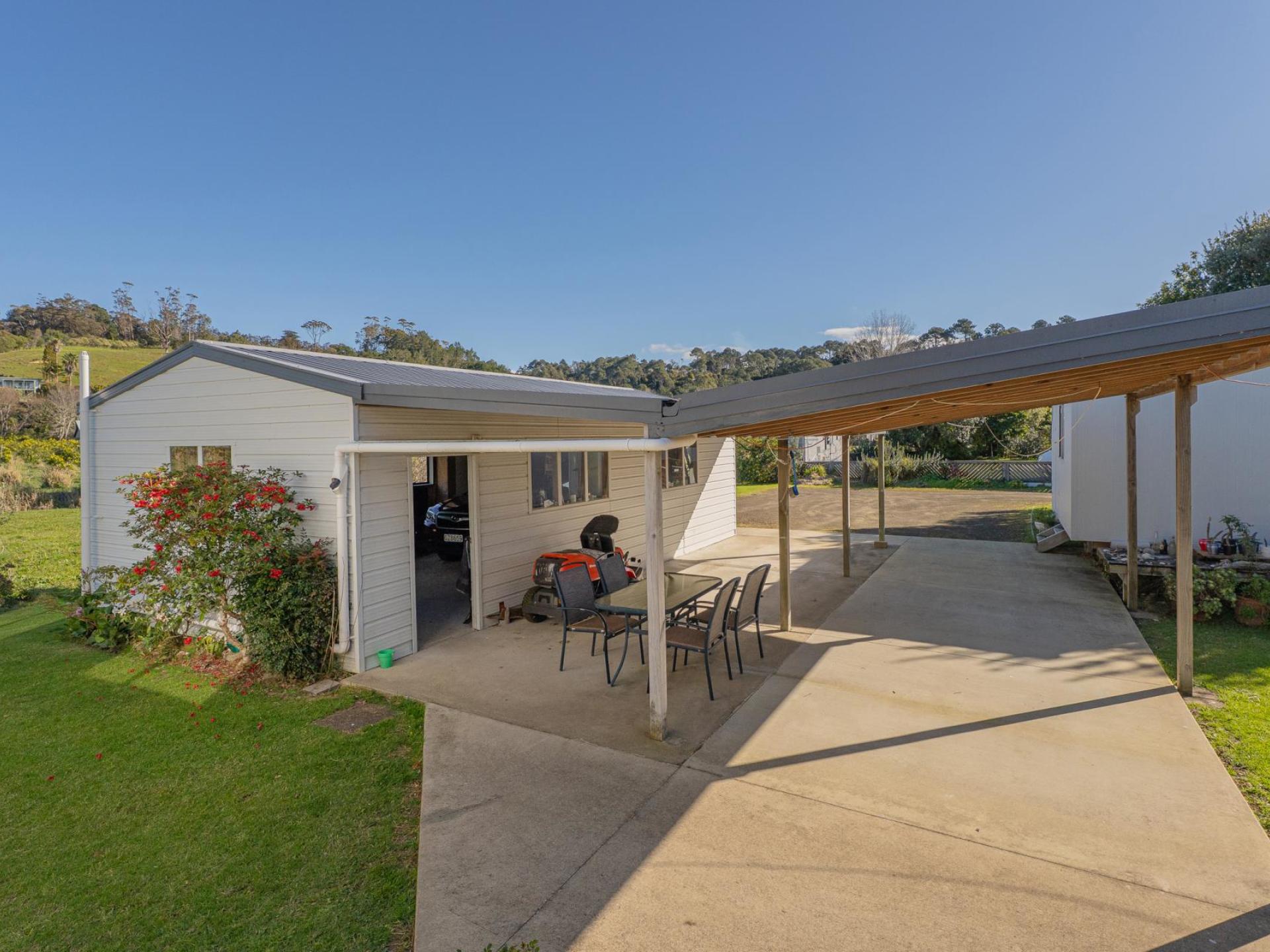 30 Captain Cook Road, Cooks Beach