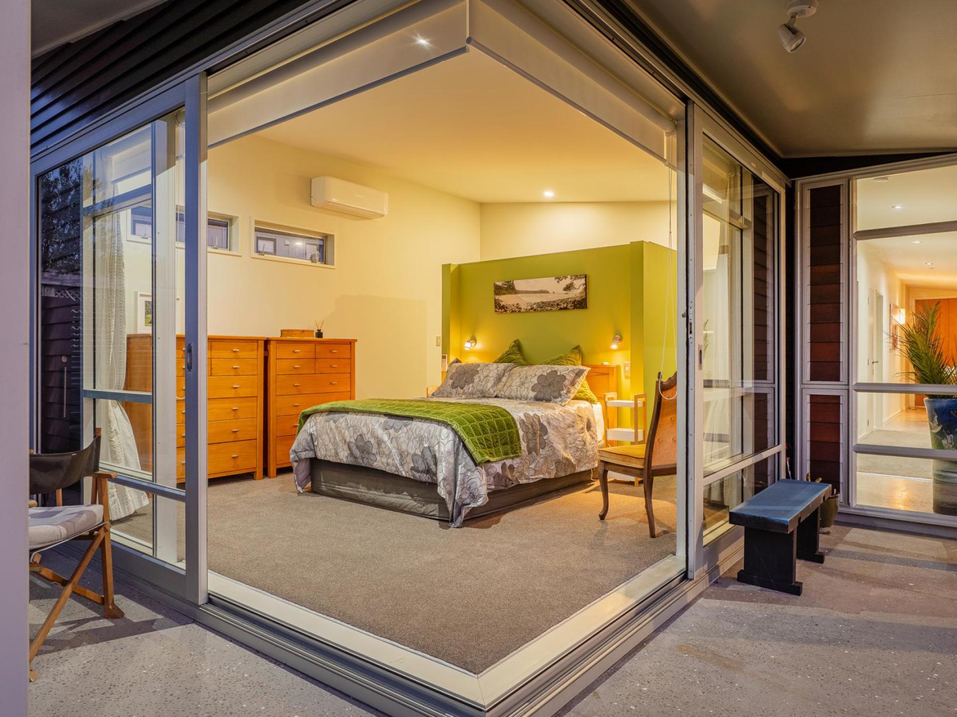 166 Sands Crescent, Matarangi