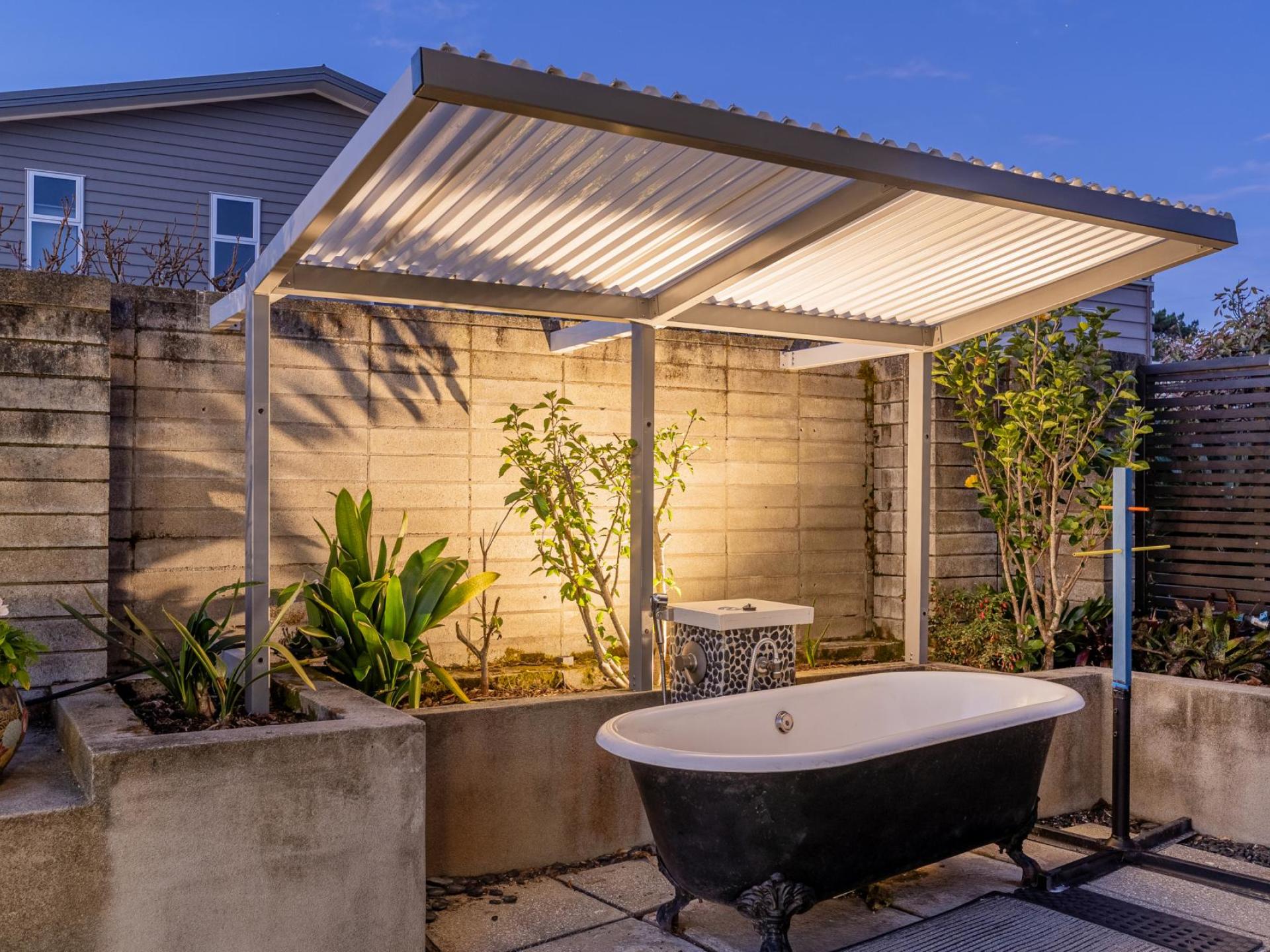 166 Sands Crescent, Matarangi