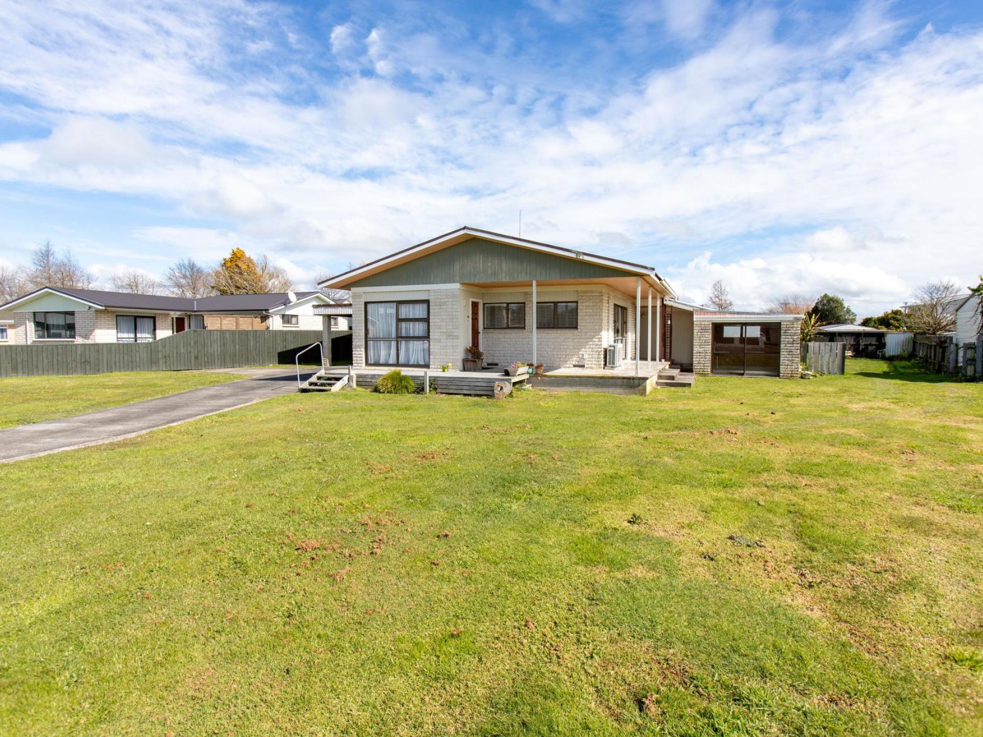 2 McQuarrie Place, Ngatea