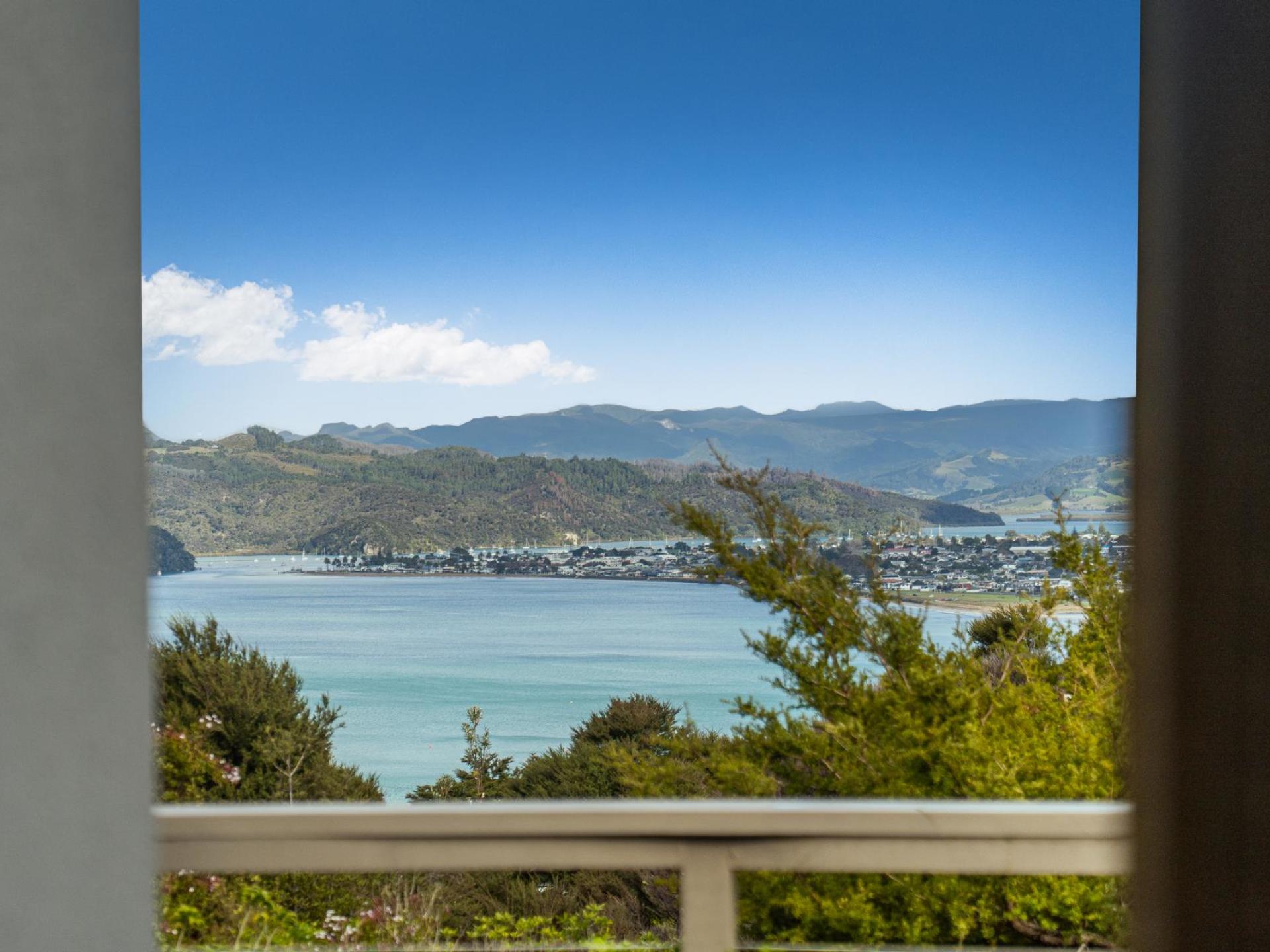 13 Cooks Lookout, Whitianga