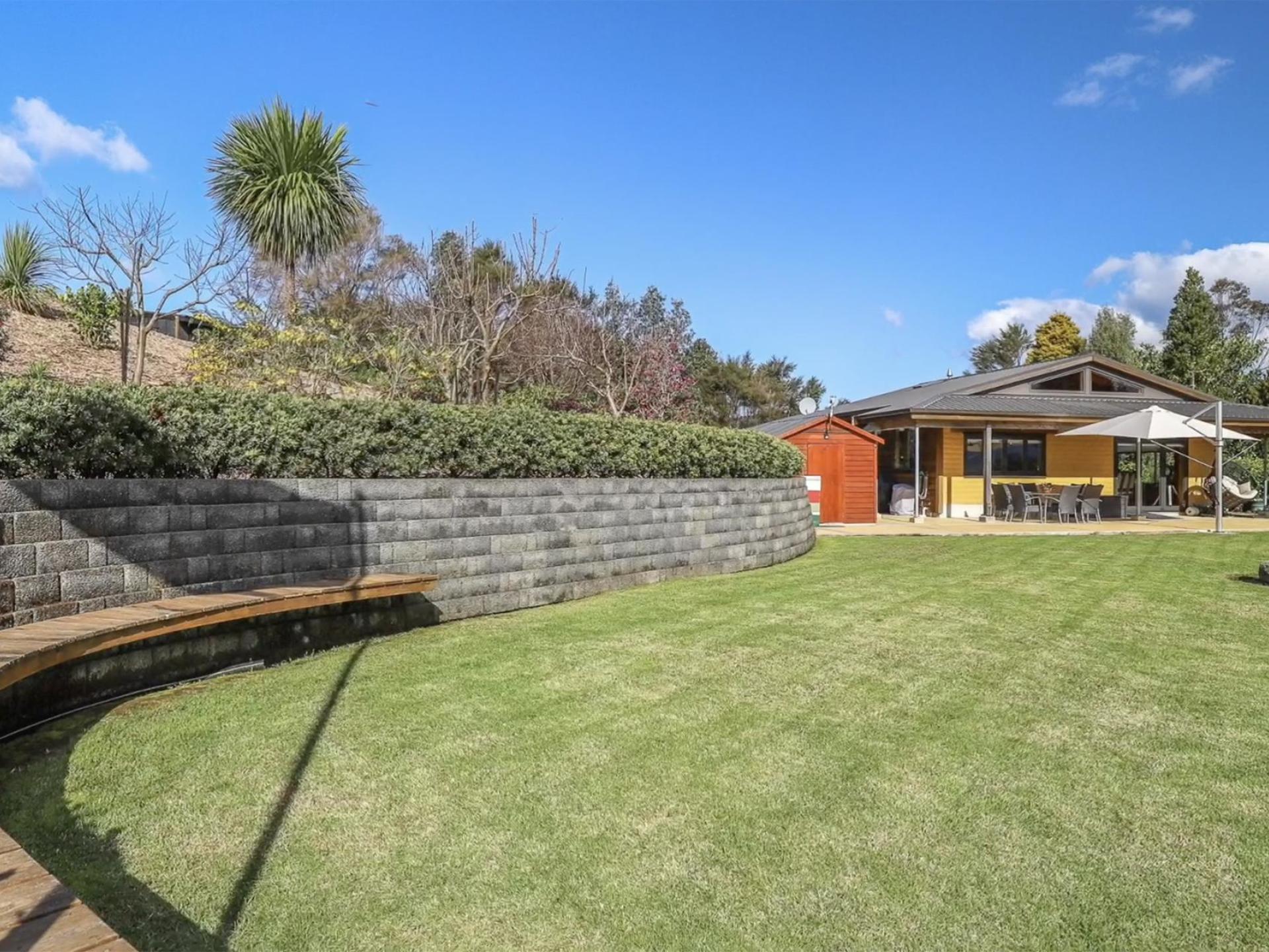 492 Hikuai Settlement Road, Pauanui