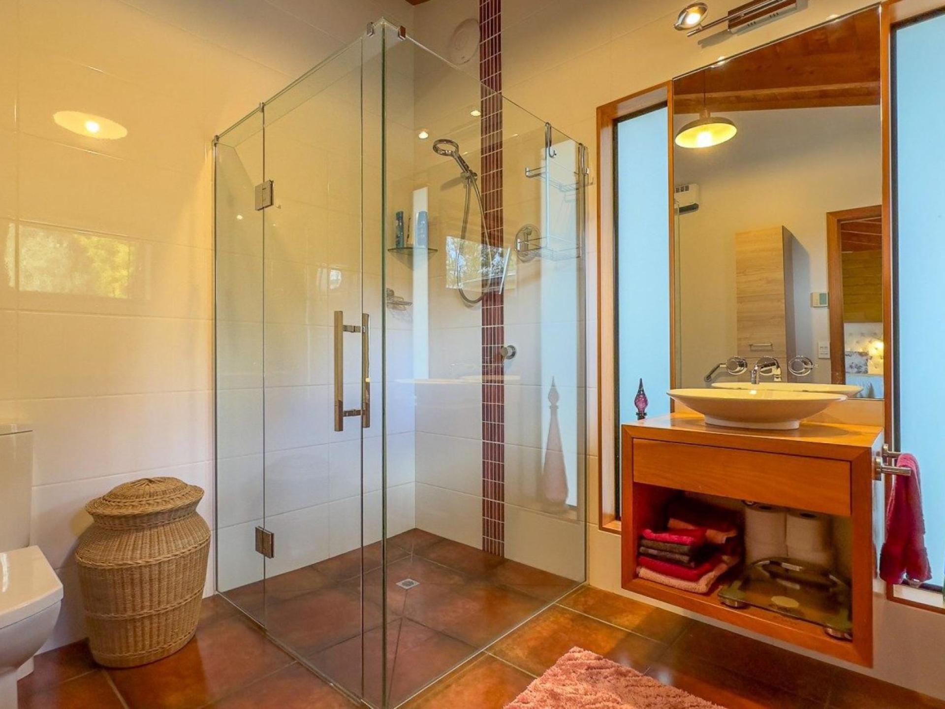 492 Hikuai Settlement Road, Pauanui