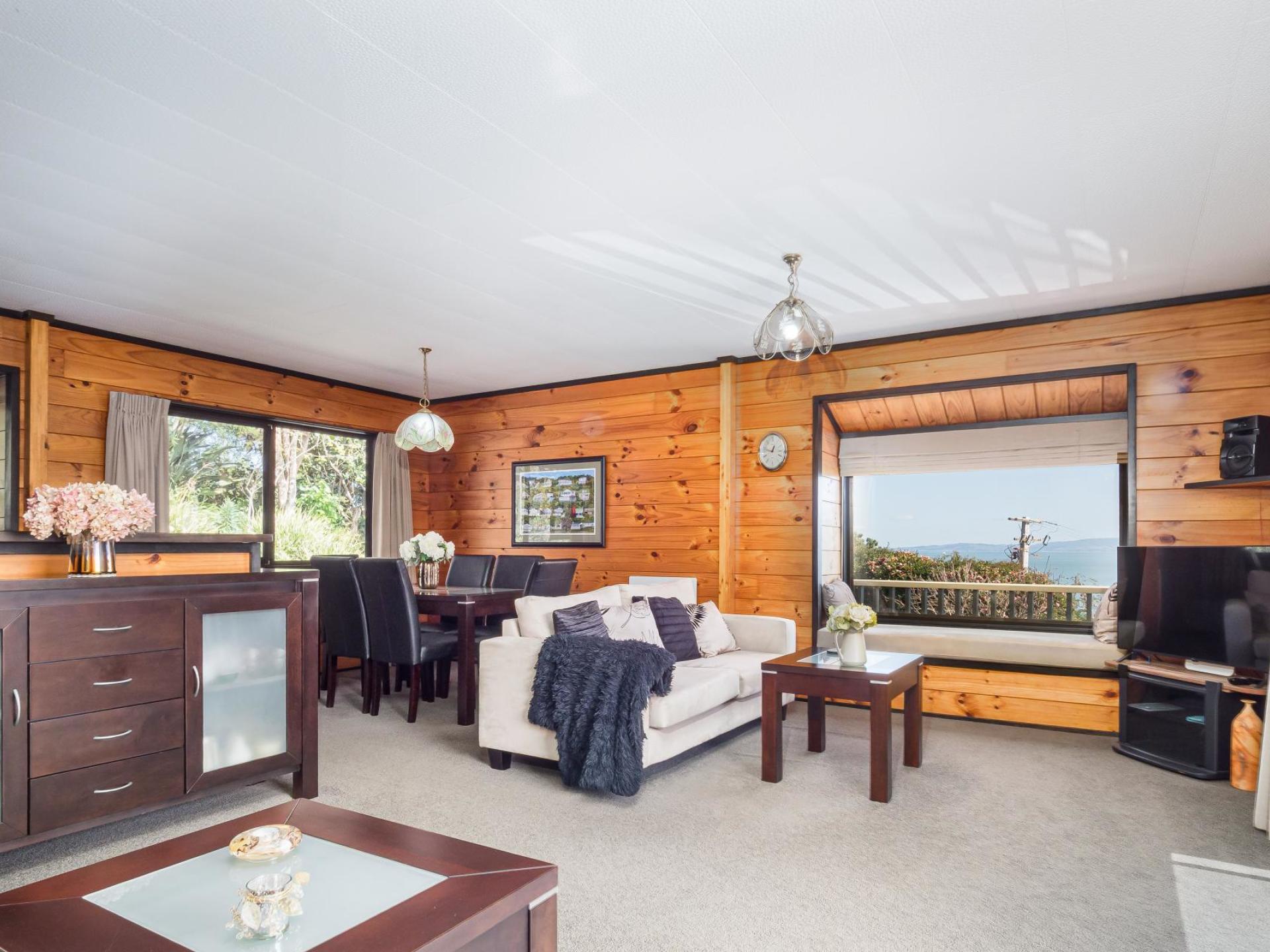 17 Adams Road, Thames