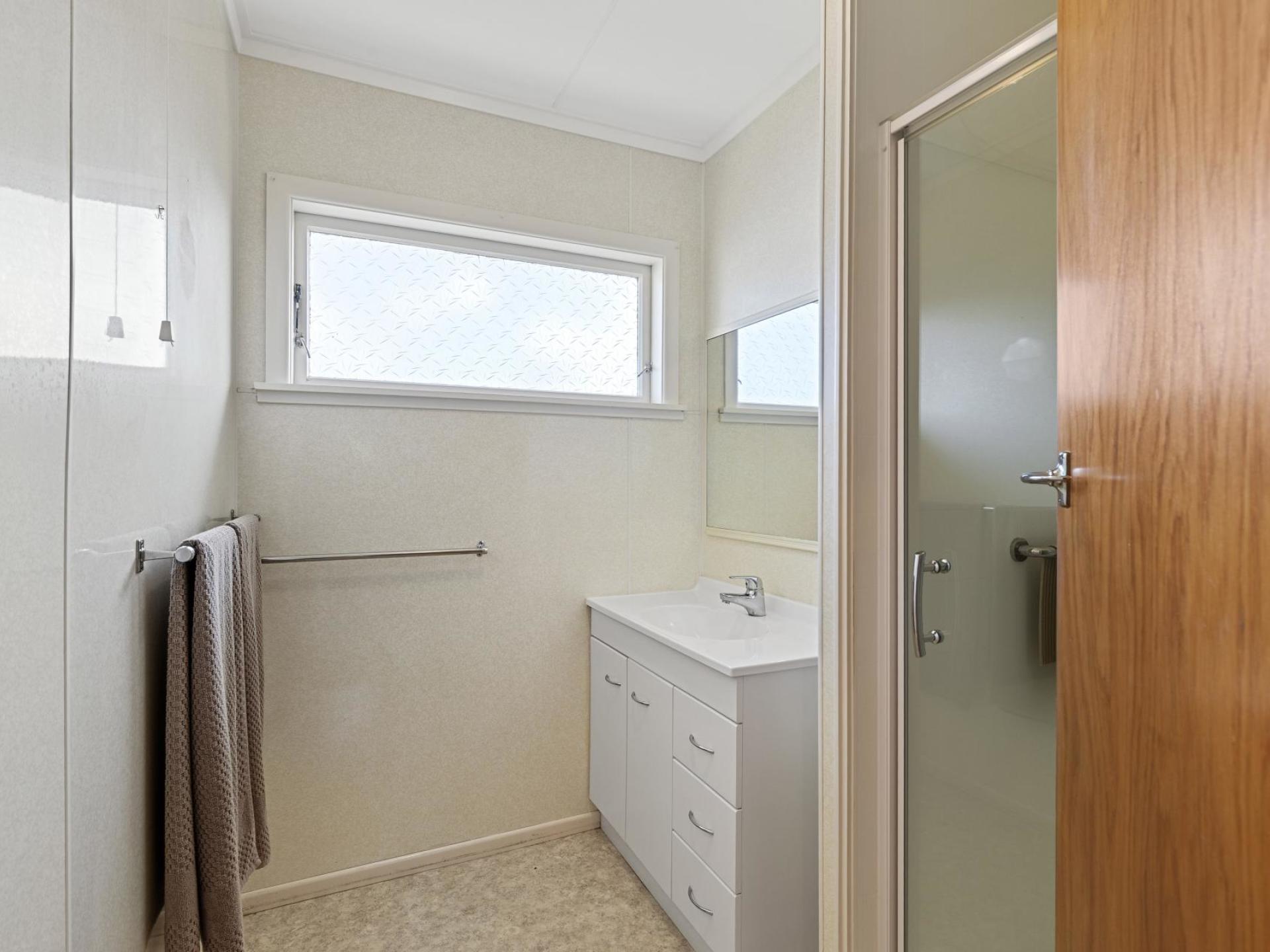 14 Shaw Ave, Paeroa