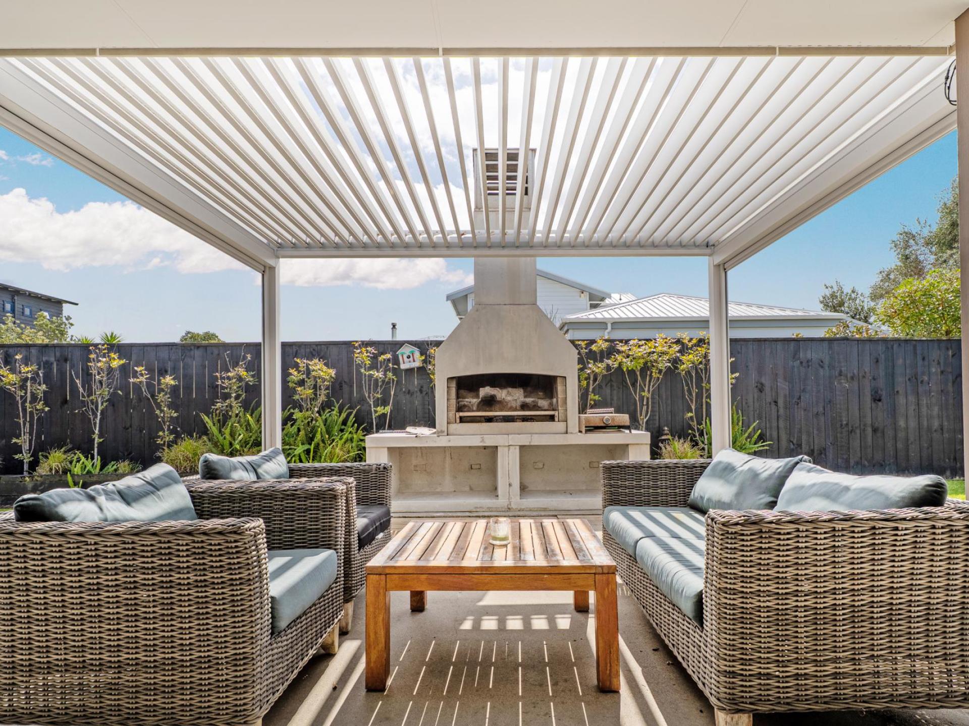 126 Puka Crescent, Matarangi