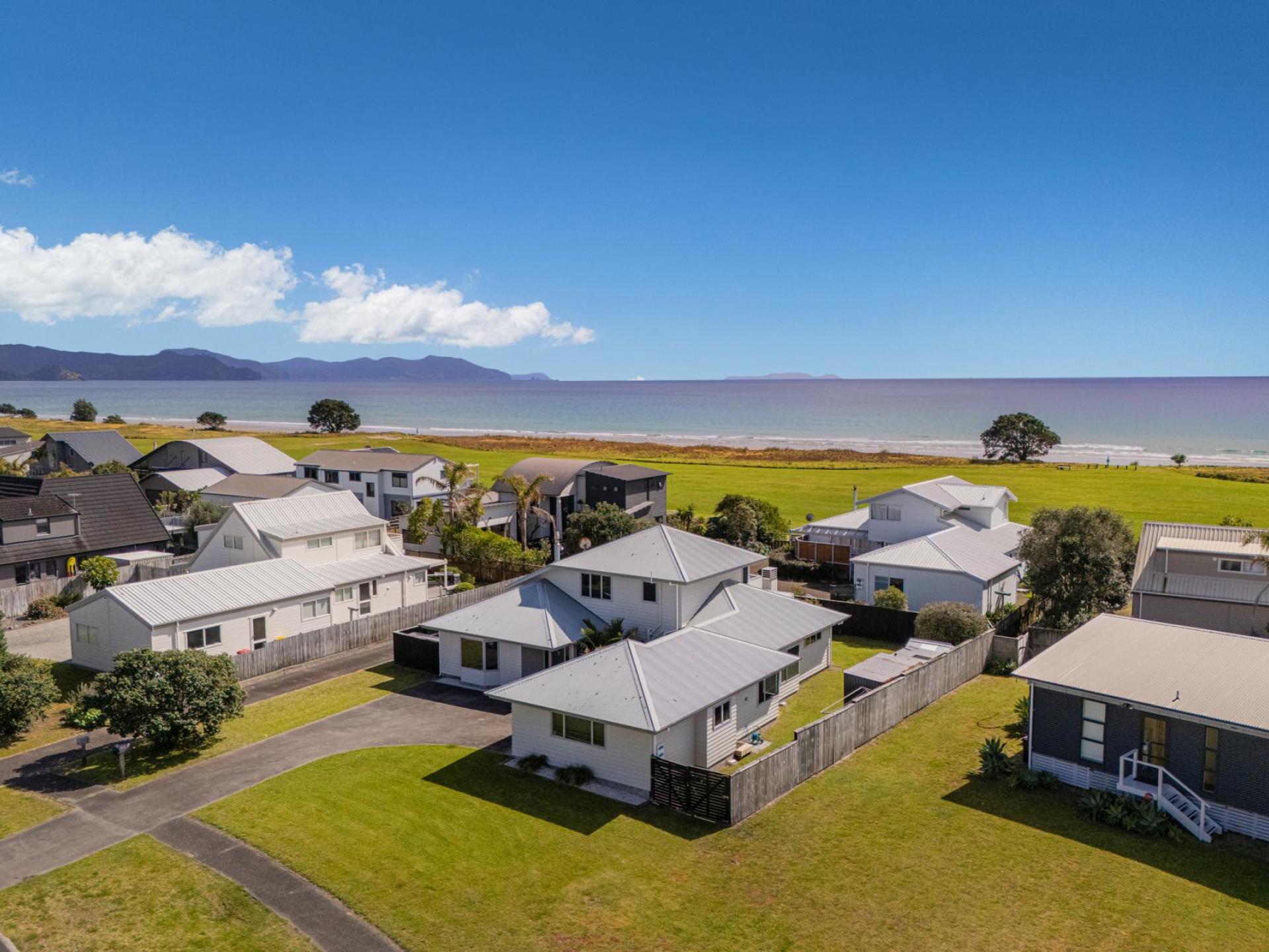 126 Puka Crescent, Matarangi