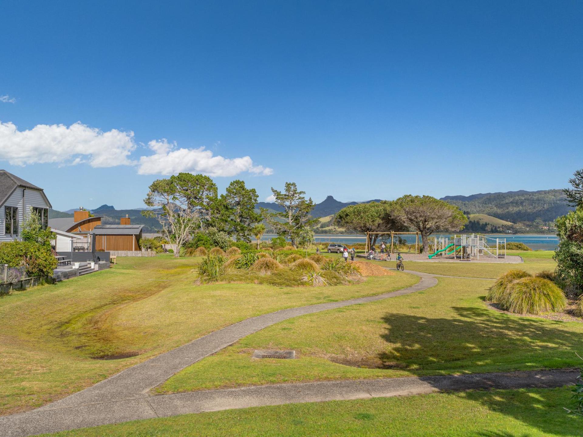 4 Ajax Head, Pauanui