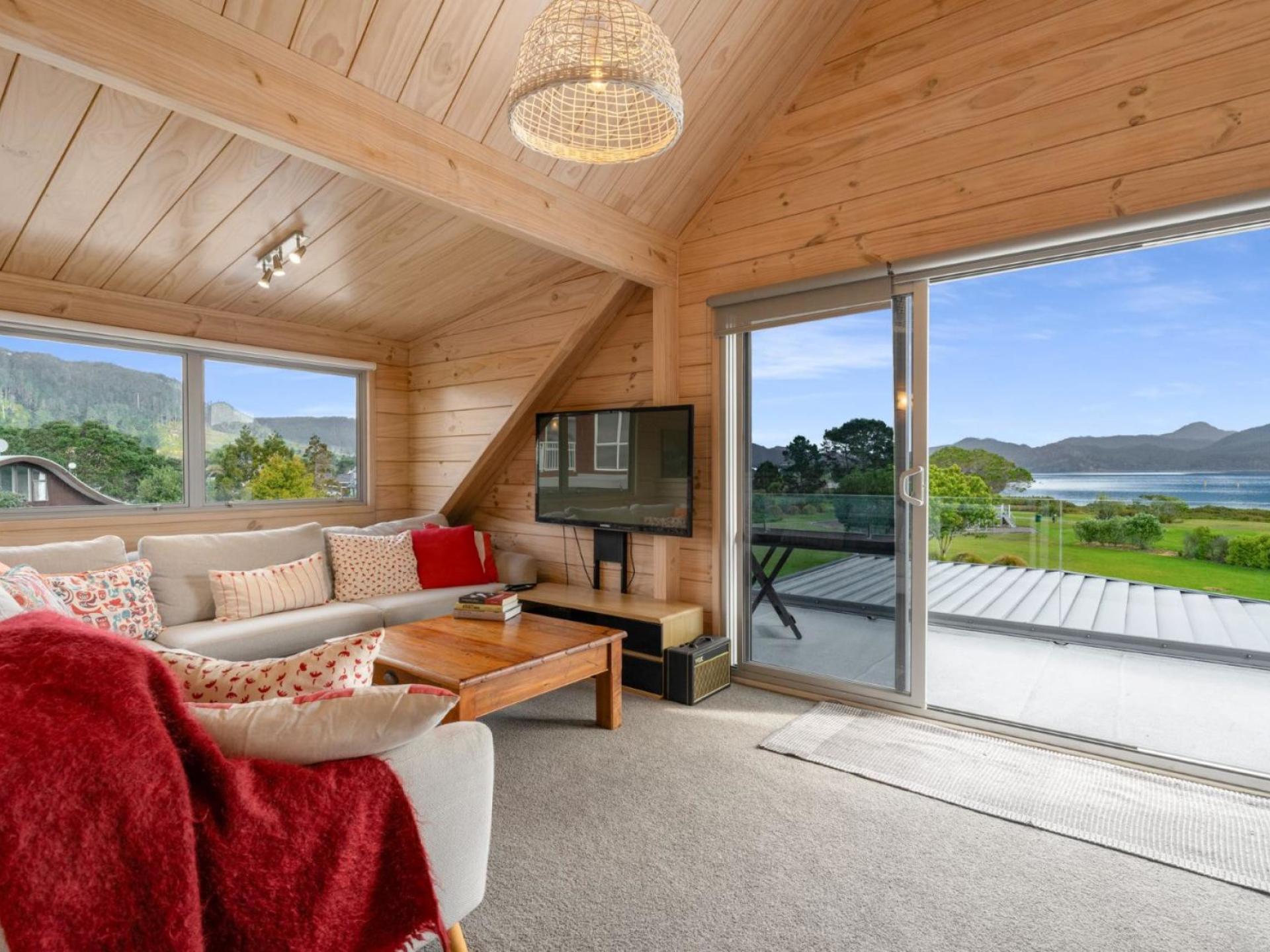 5 Triumph Dell, Pauanui