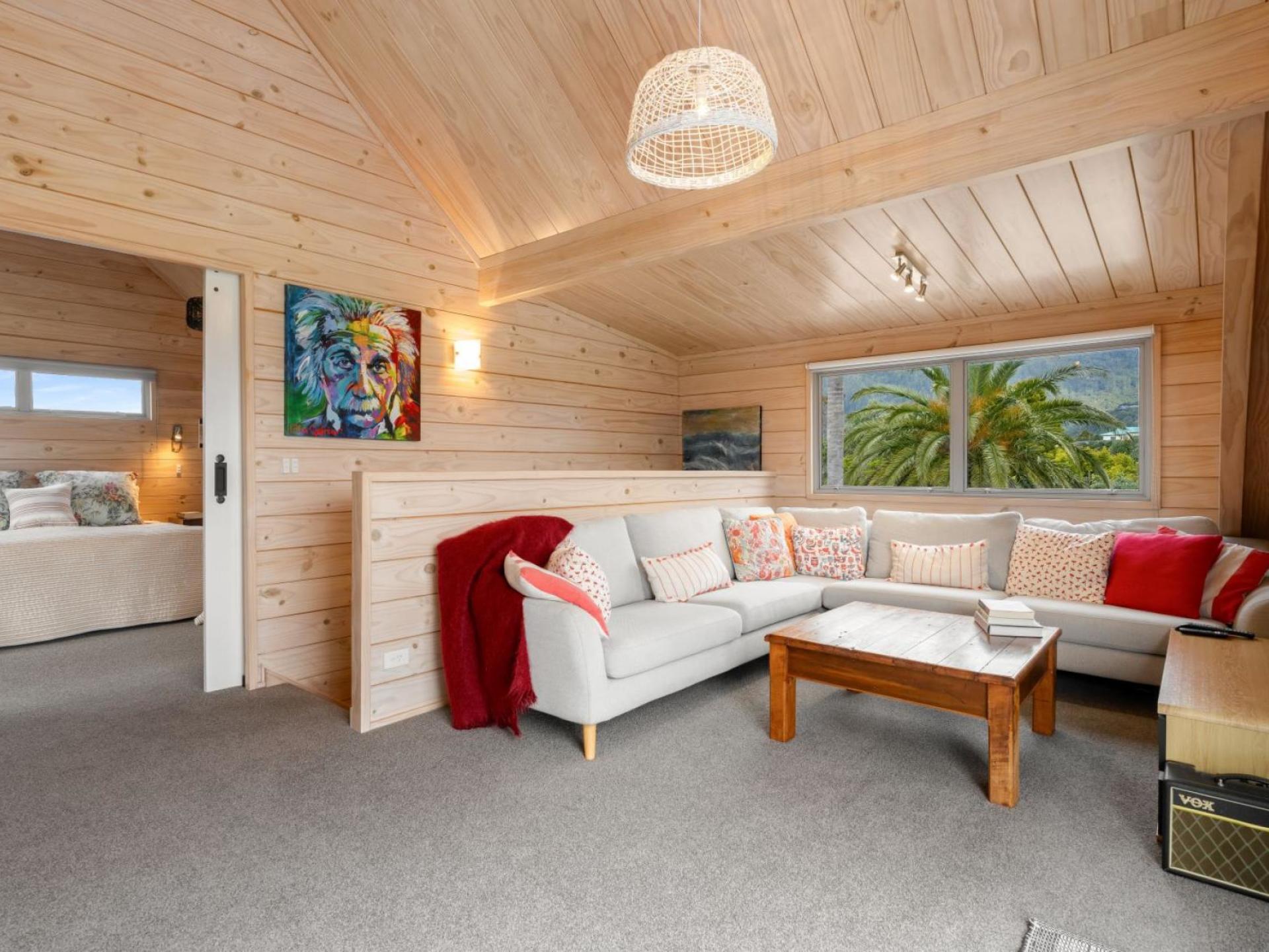 5 Triumph Dell, Pauanui