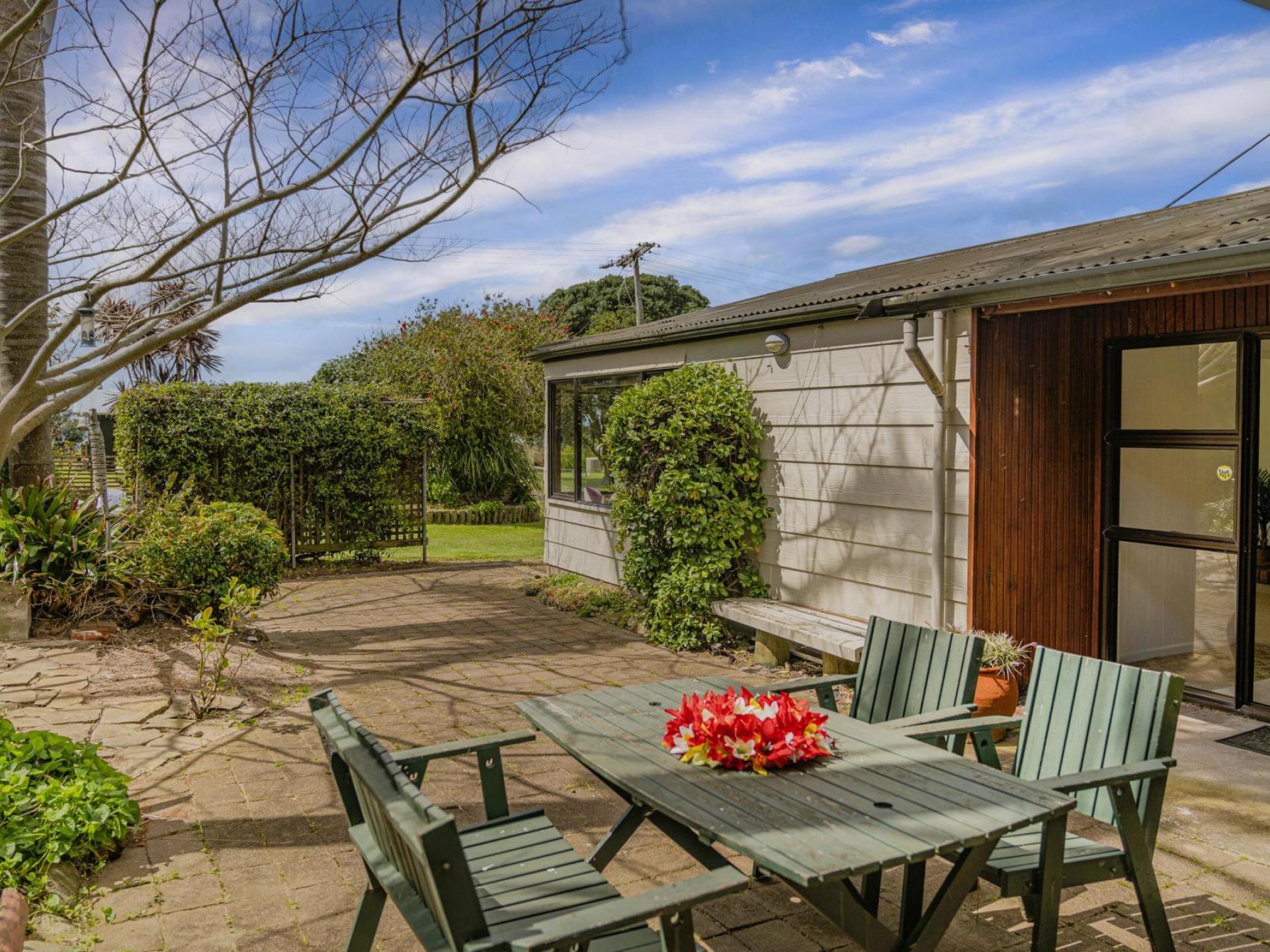 12 Harsant Avenue, Hahei