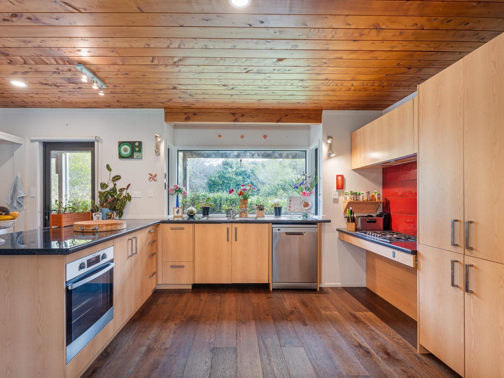 1242 Whangapoua Road SH25, Te Rerenga