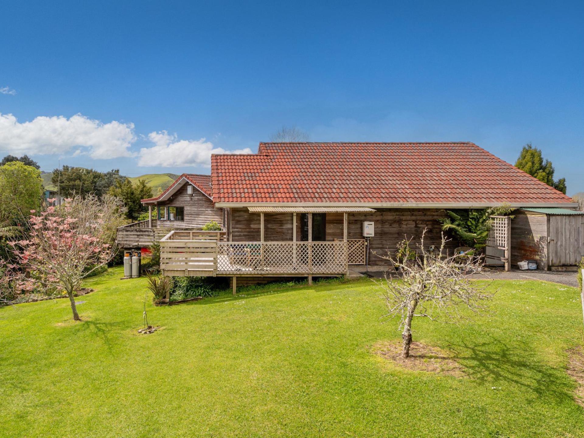 1242 Whangapoua Road SH25, Te Rerenga