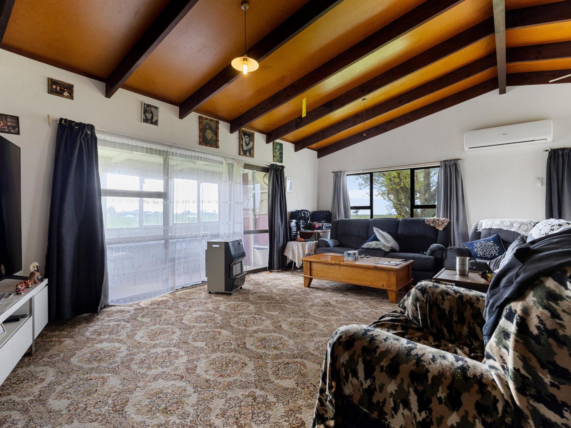 2080 State Highway 25, Orongo