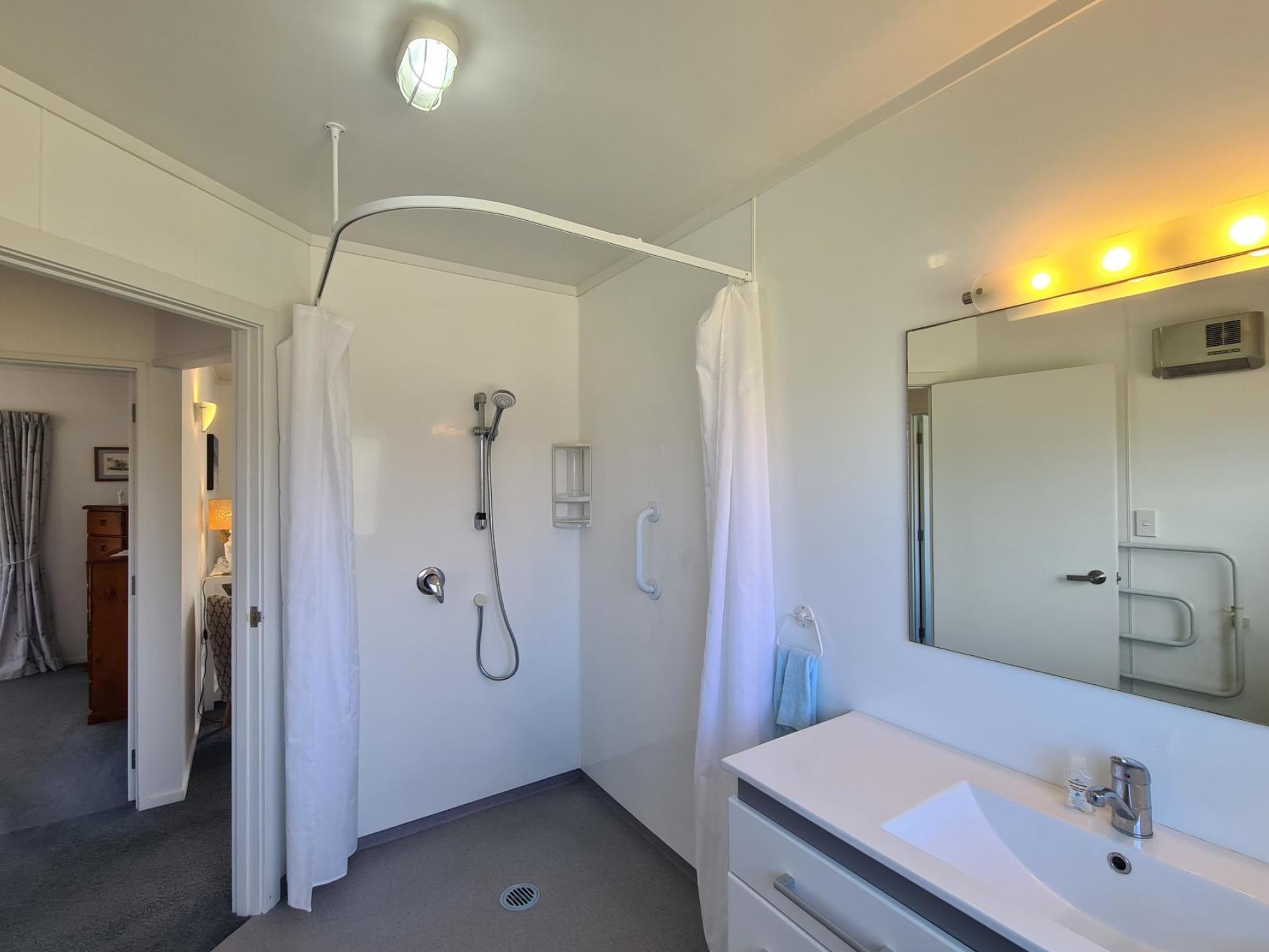 2 Courthouse Lane, Coromandel