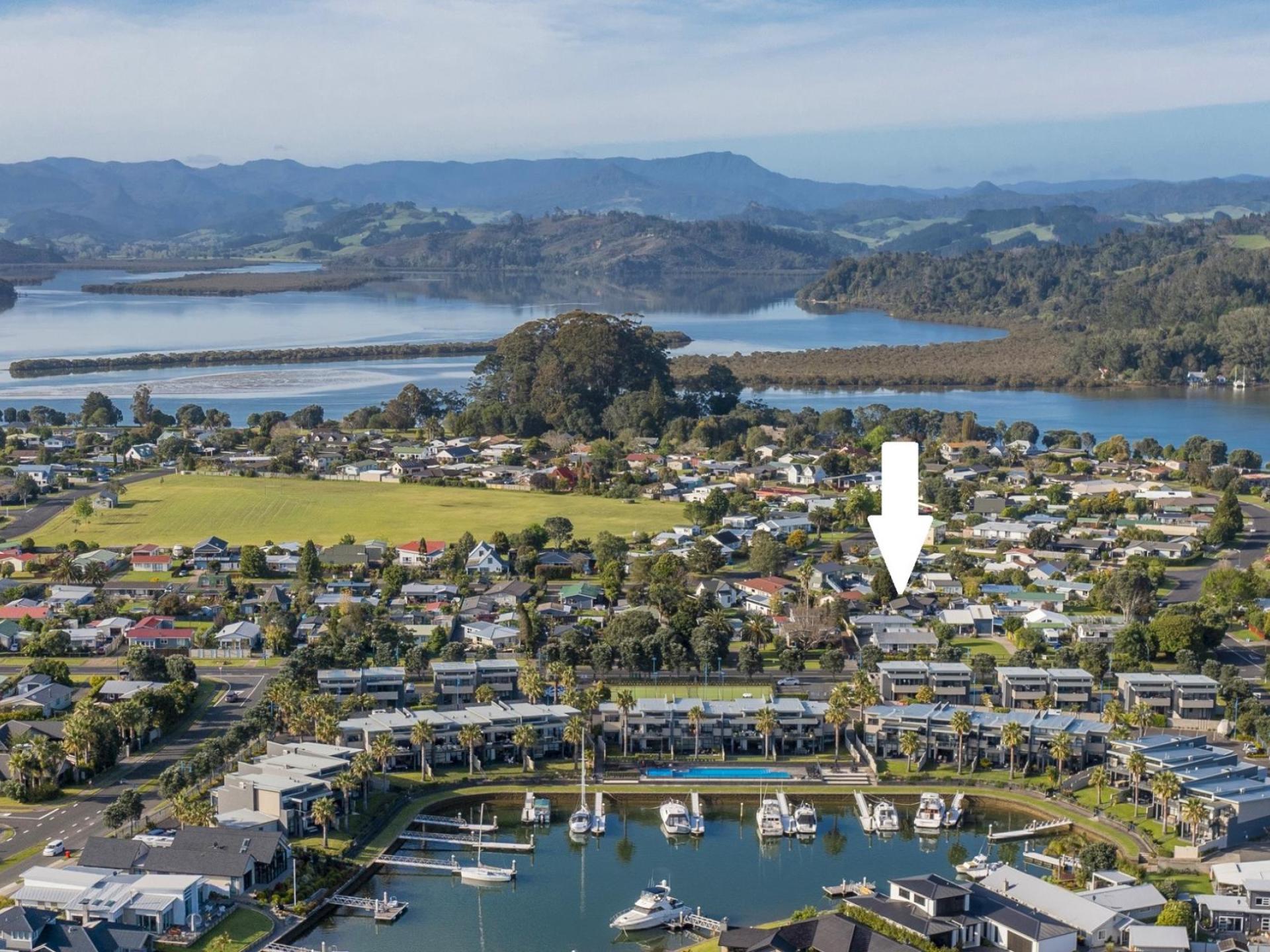 145 Robinson Road, Whitianga