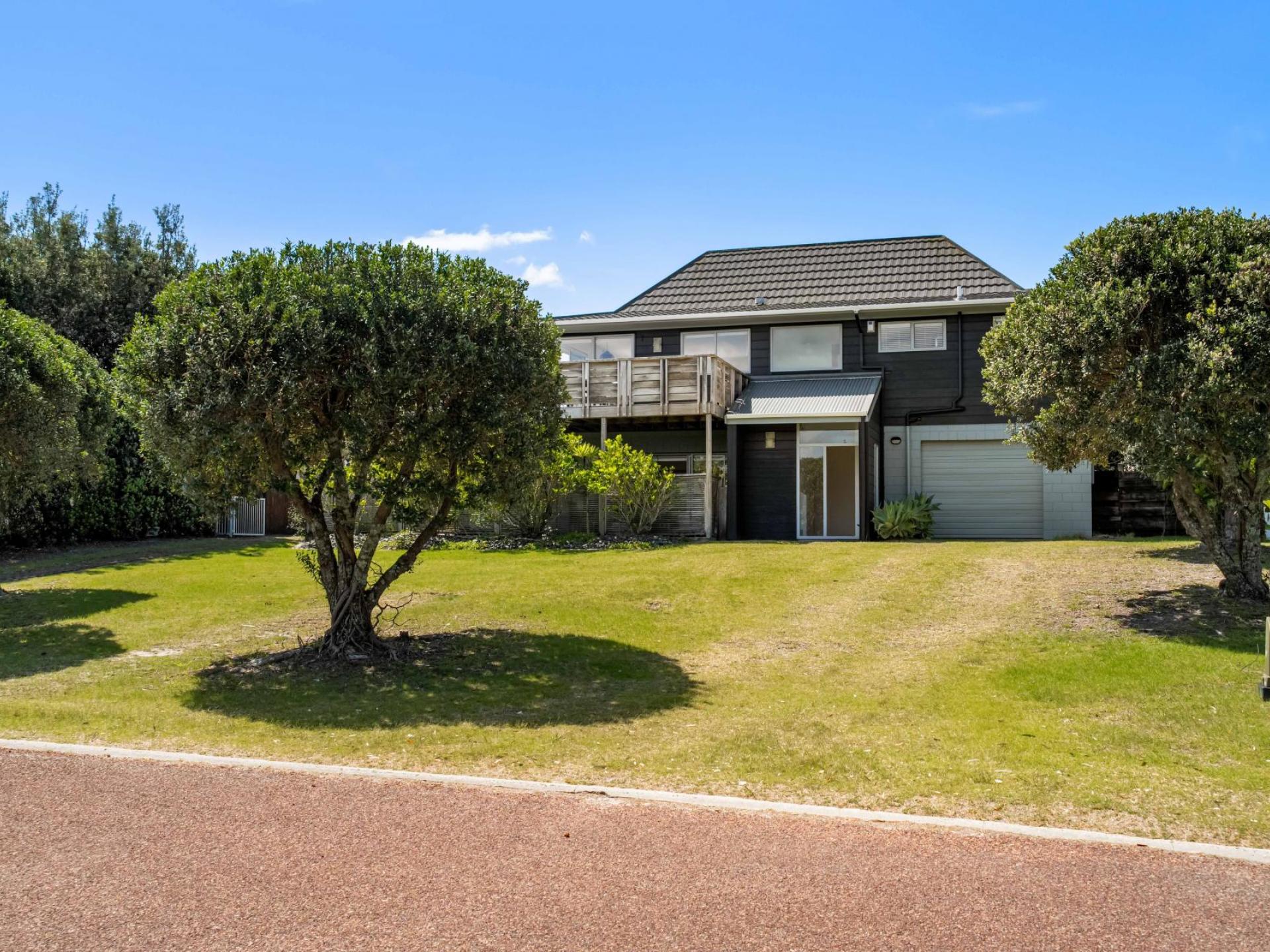 10 Easdale Place, Pauanui