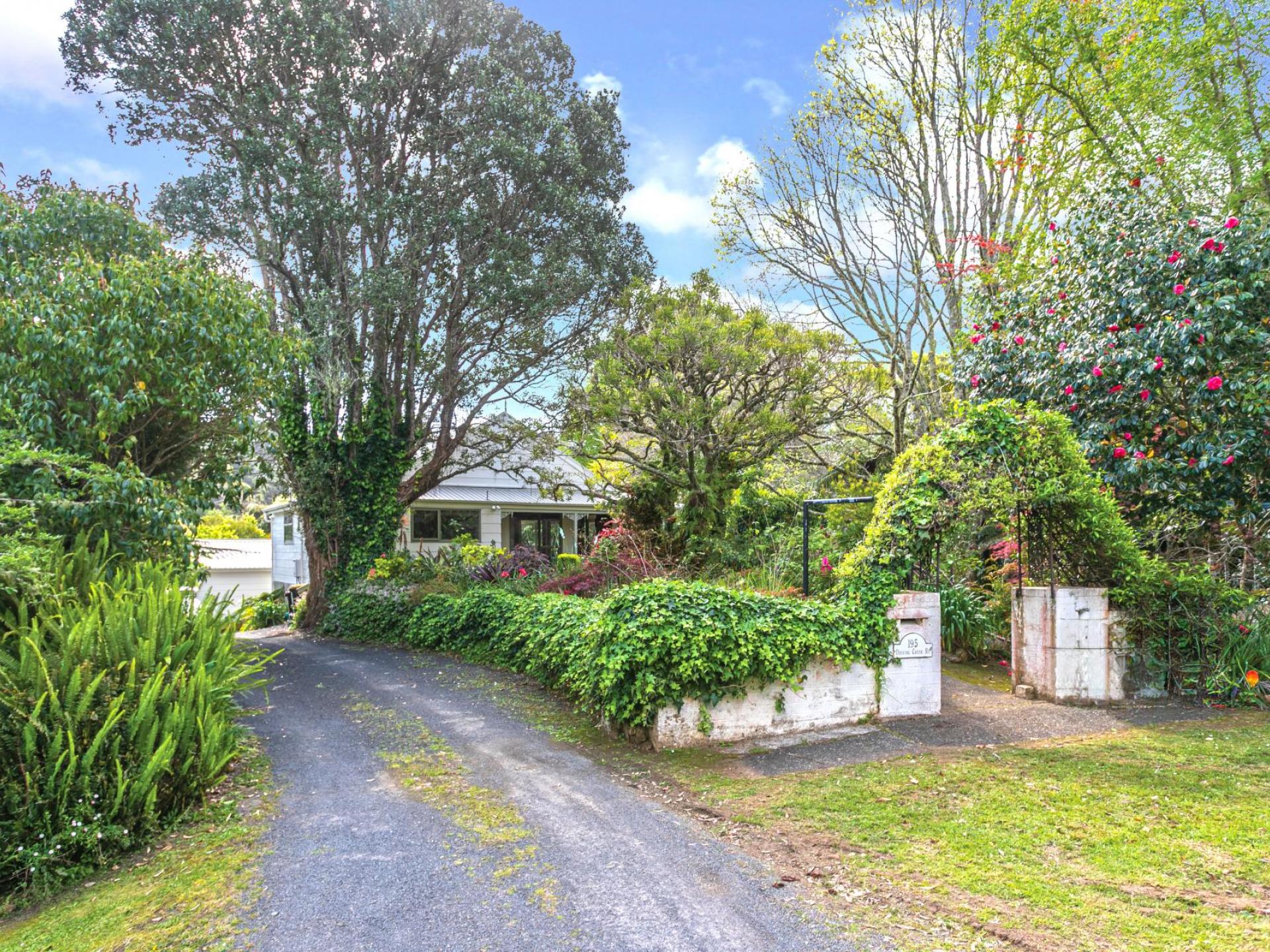 195 Driving Creek Road, Coromandel