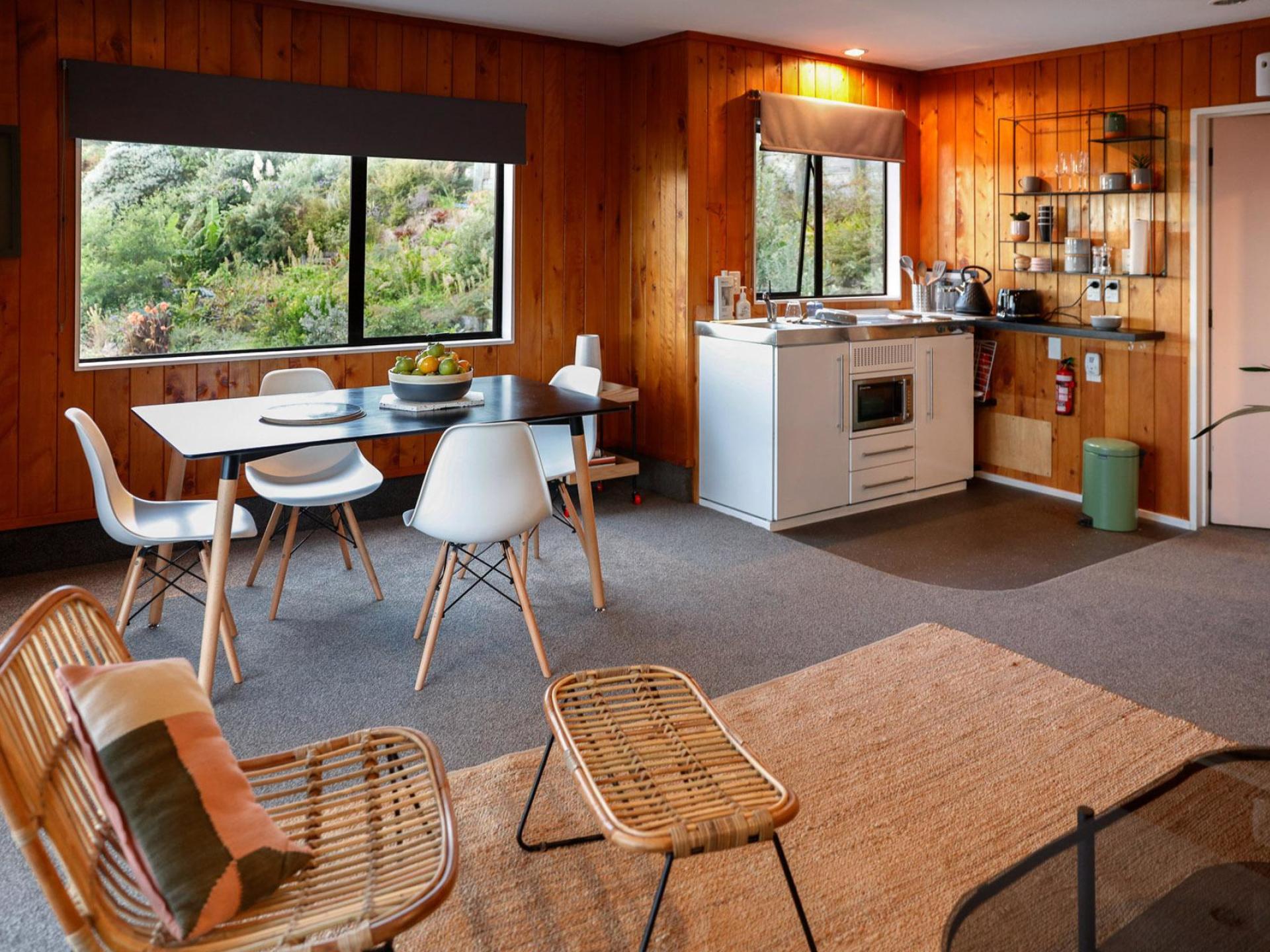 Unit 3, 11C Christine Terrace, Hahei