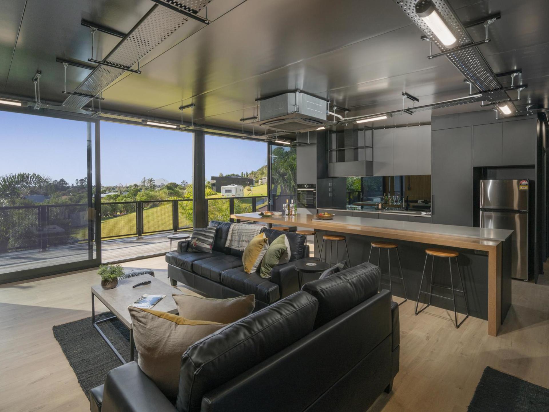 6 Panorama Parade, Pauanui