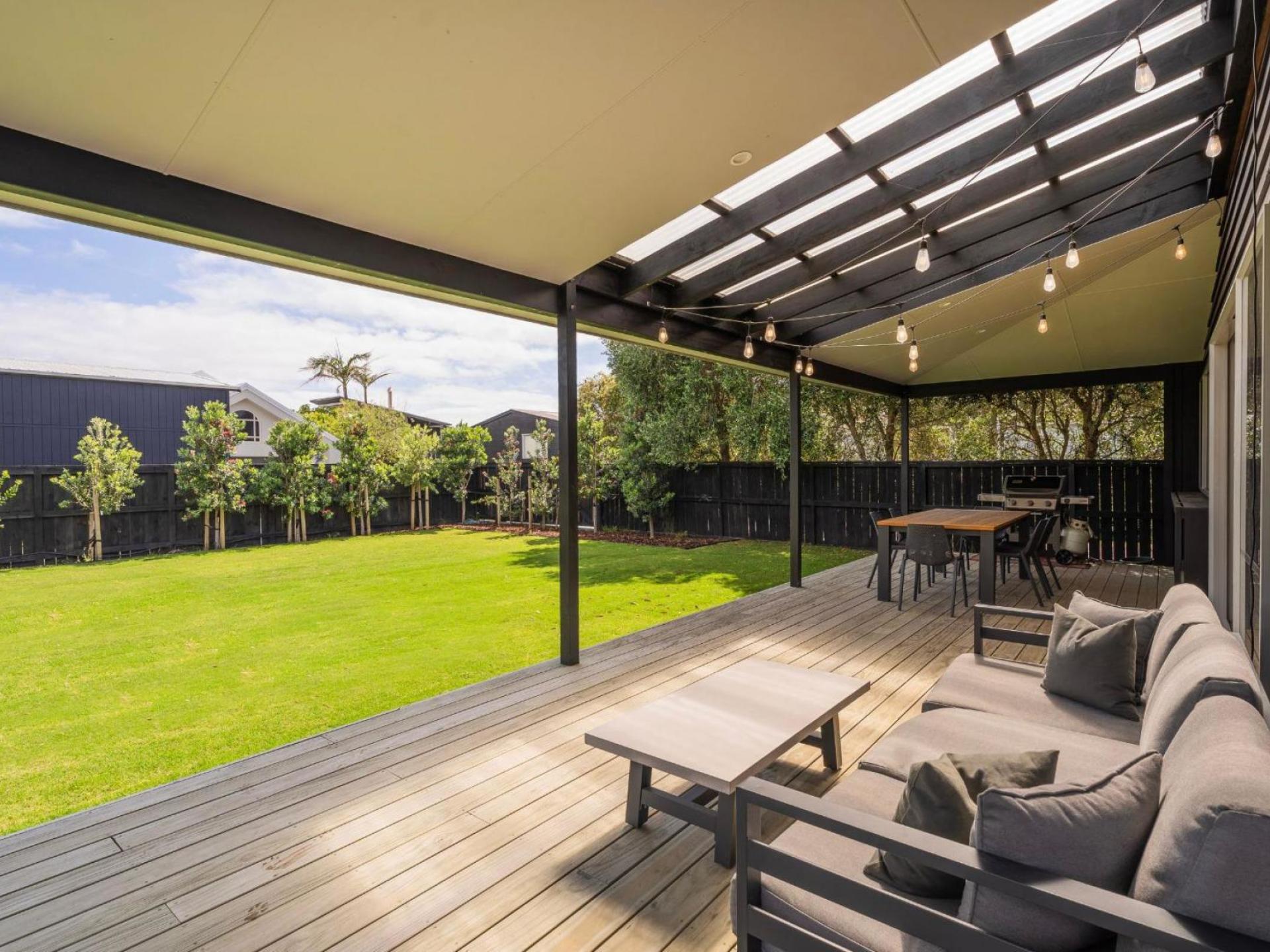 230 Kenwood Drive, Matarangi