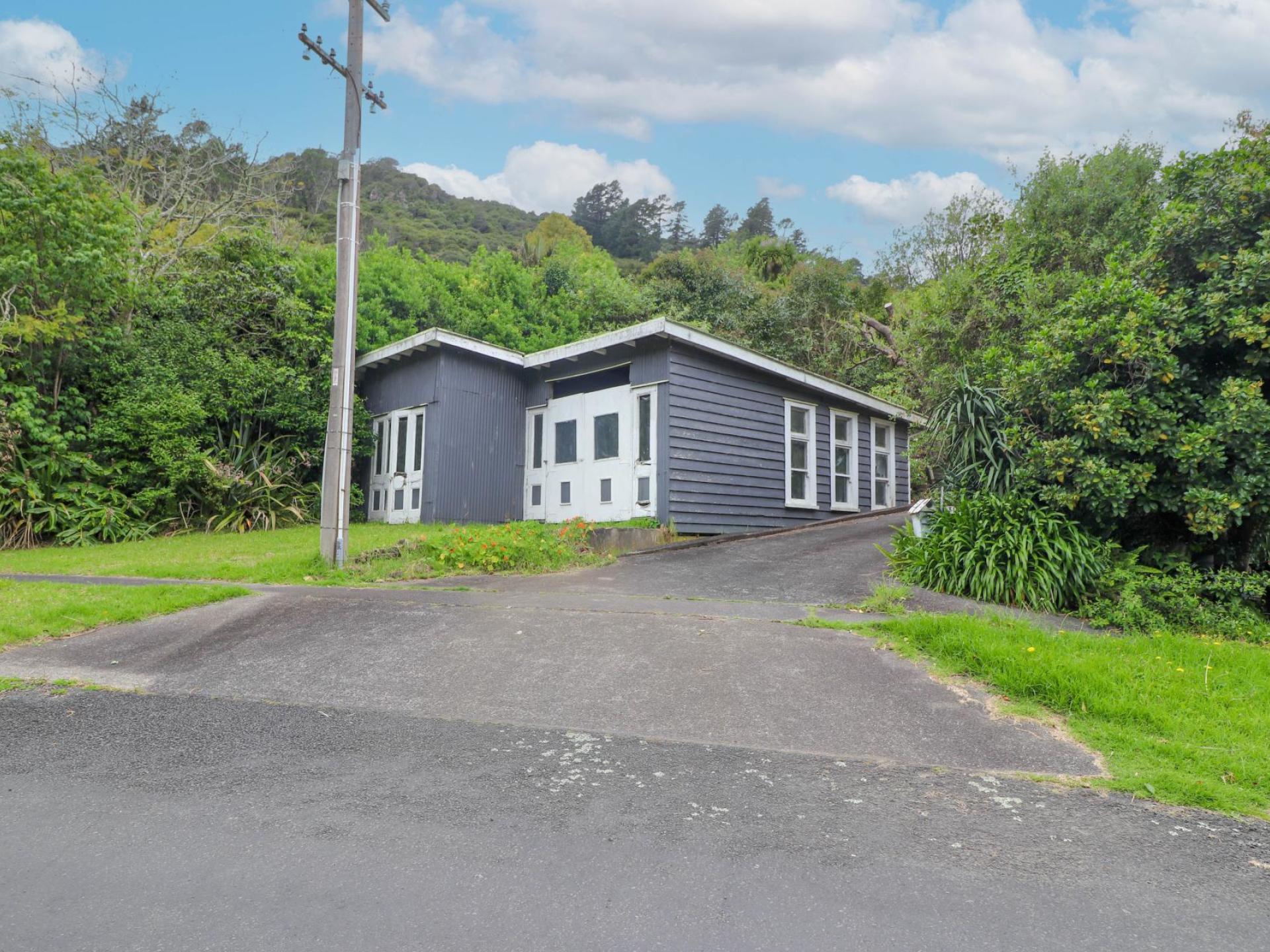 400 Karaka Road, Thames