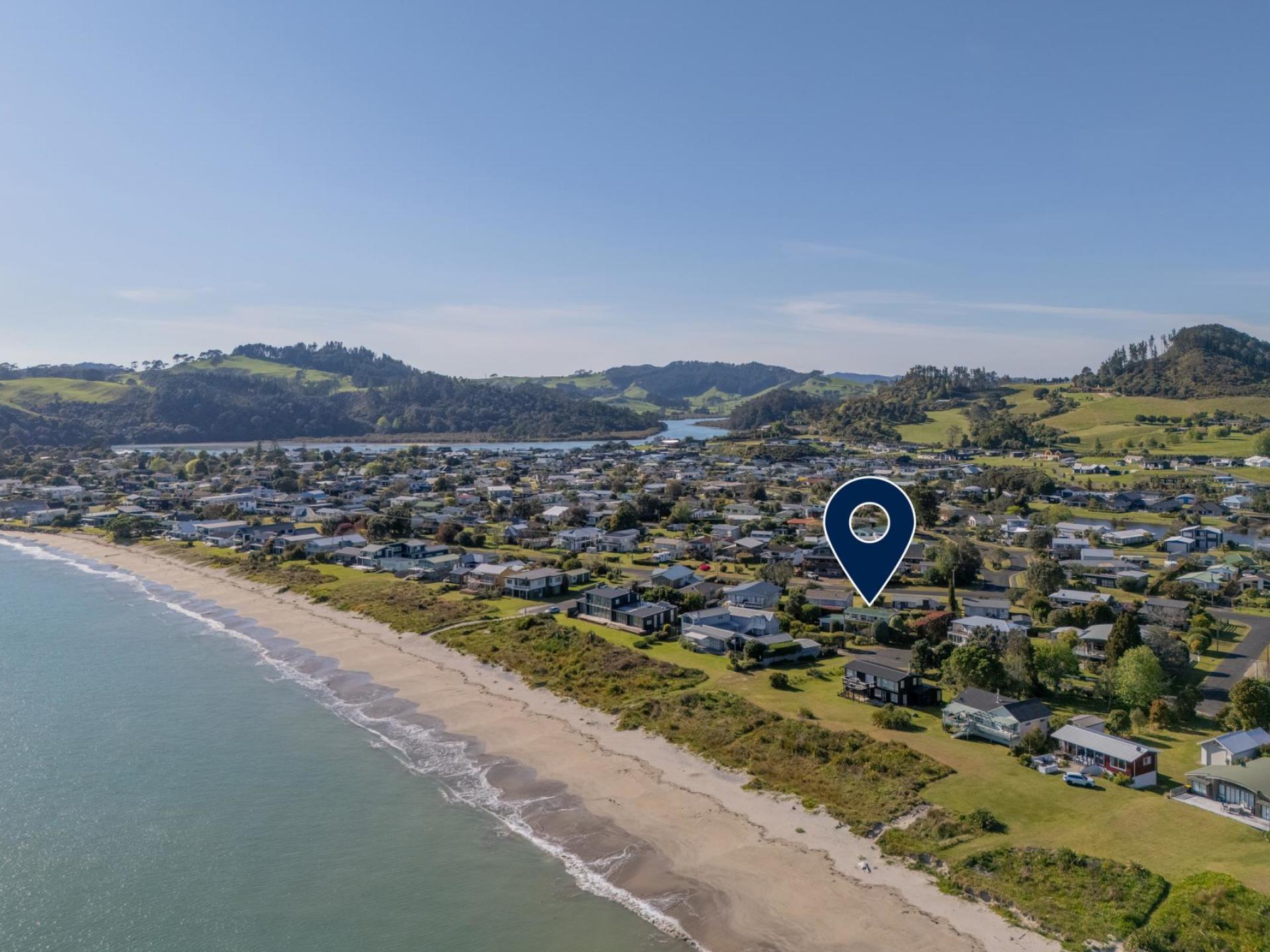 14 Endeavour Place, Cooks Beach