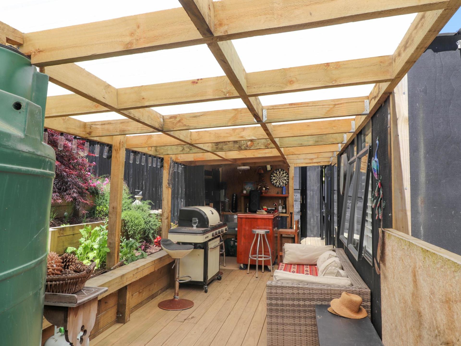 113 Collarbone Road, Thames