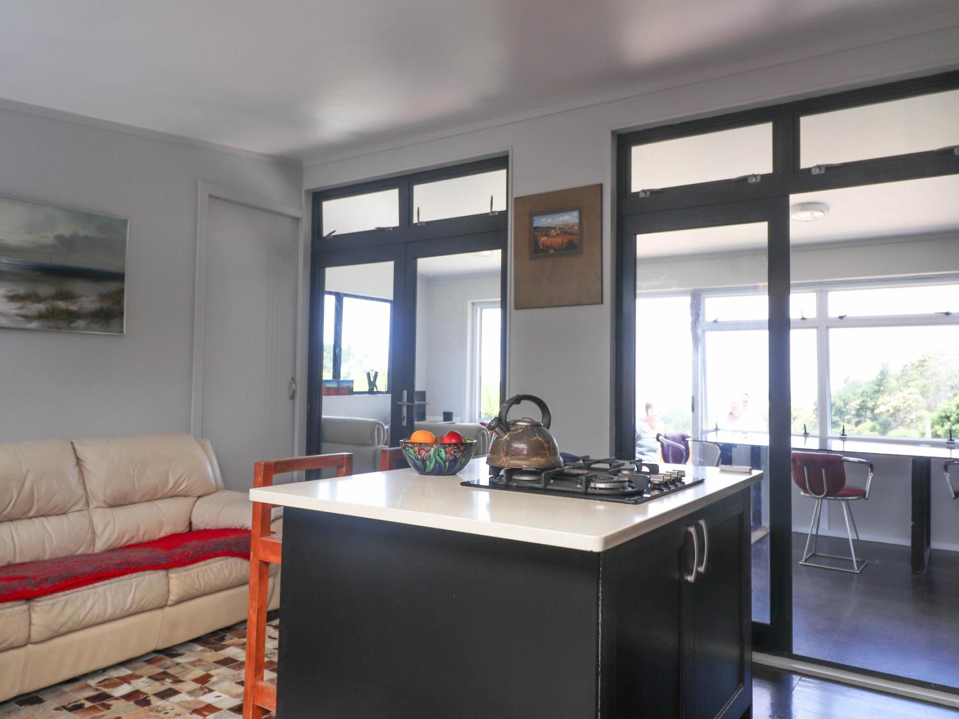 113 Collarbone Road, Thames